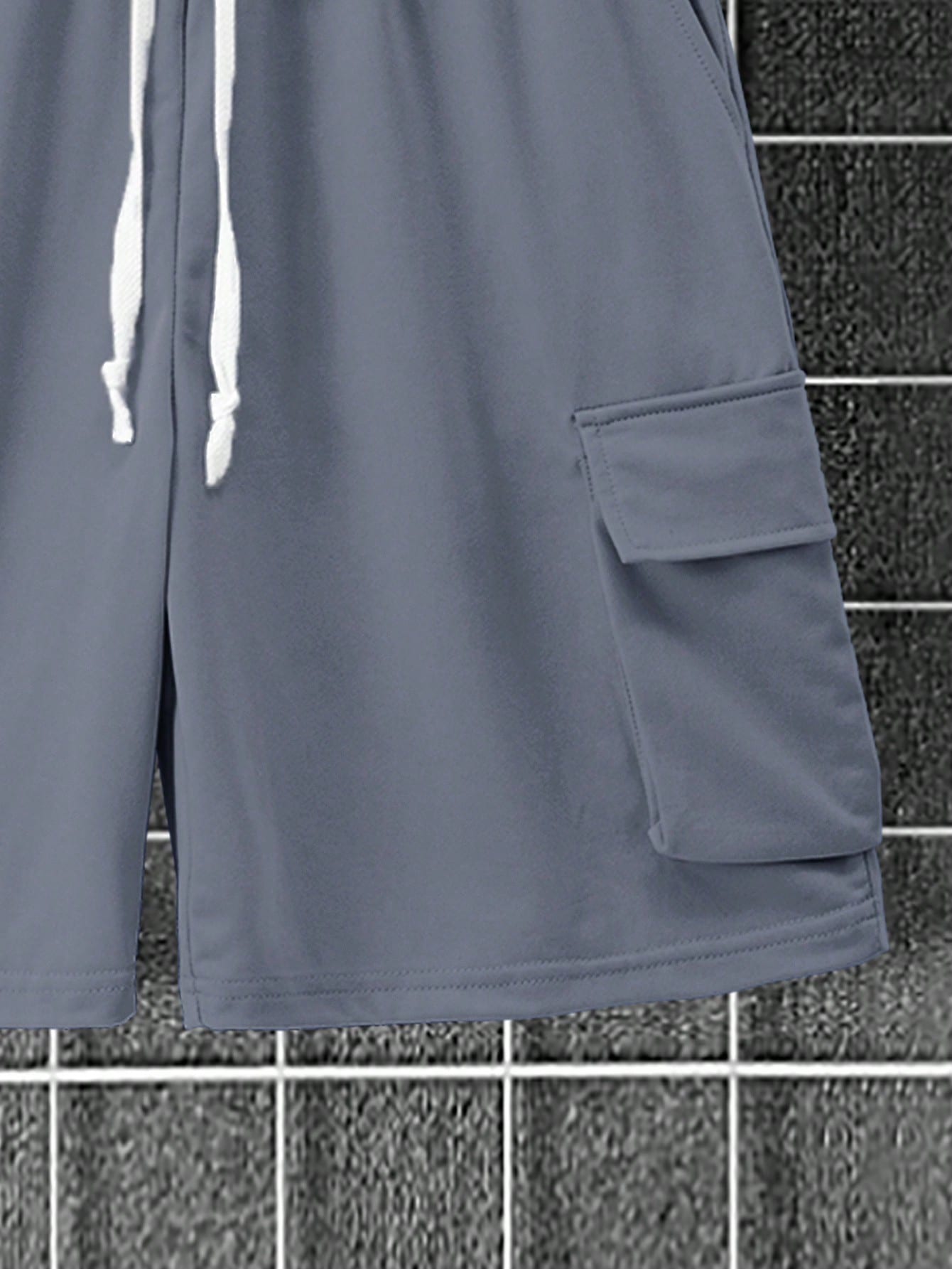 Conjunto Masculino Camiseta Ombro Caído E Shorts Estilo Solto Conjunto Masculino Camiseta Ombro Caído E Shorts Estilo