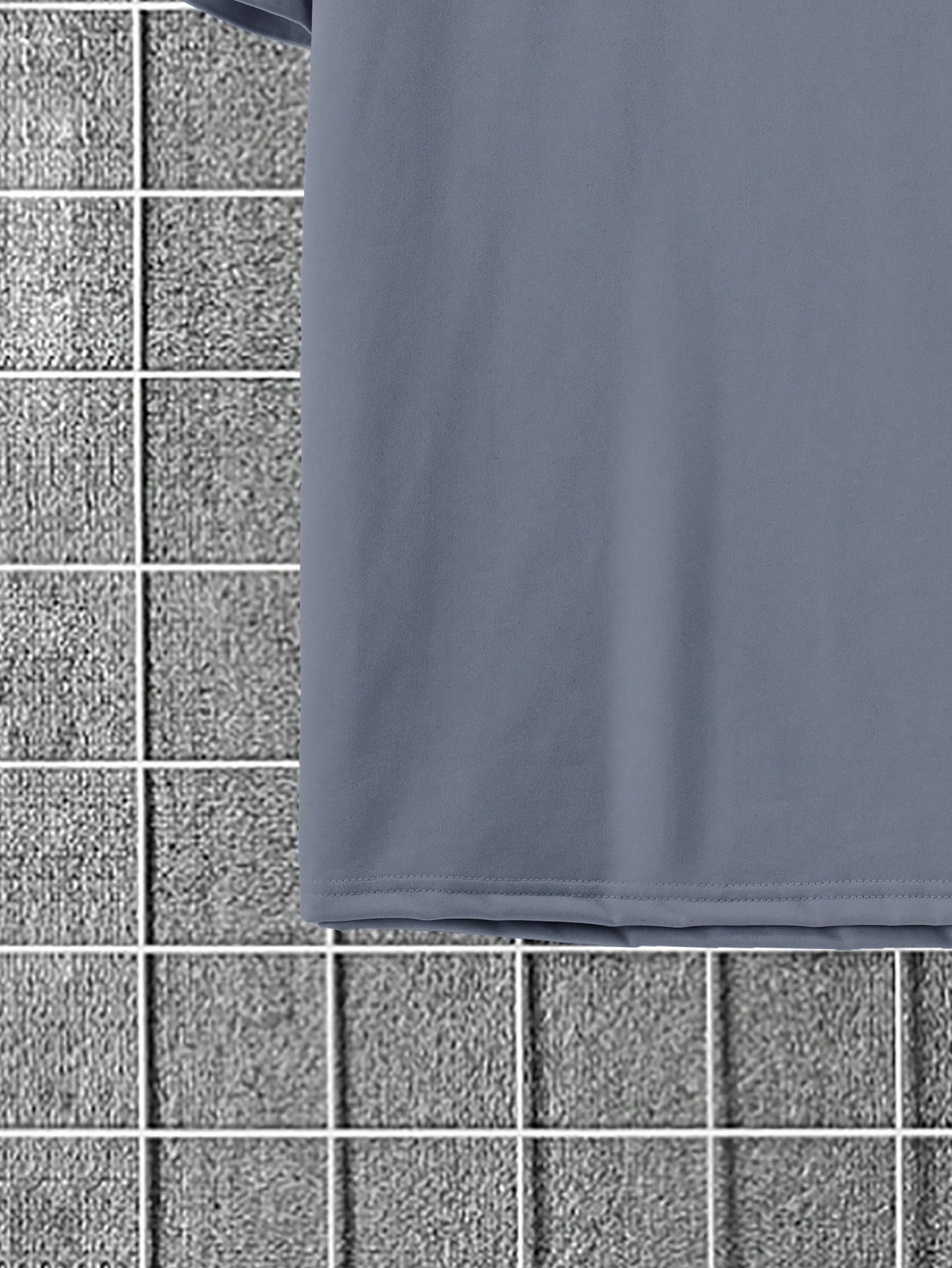 Conjunto Masculino Camiseta Ombro Caído E Shorts Estilo Solto Conjunto Masculino Camiseta Ombro Caído E Shorts Estilo