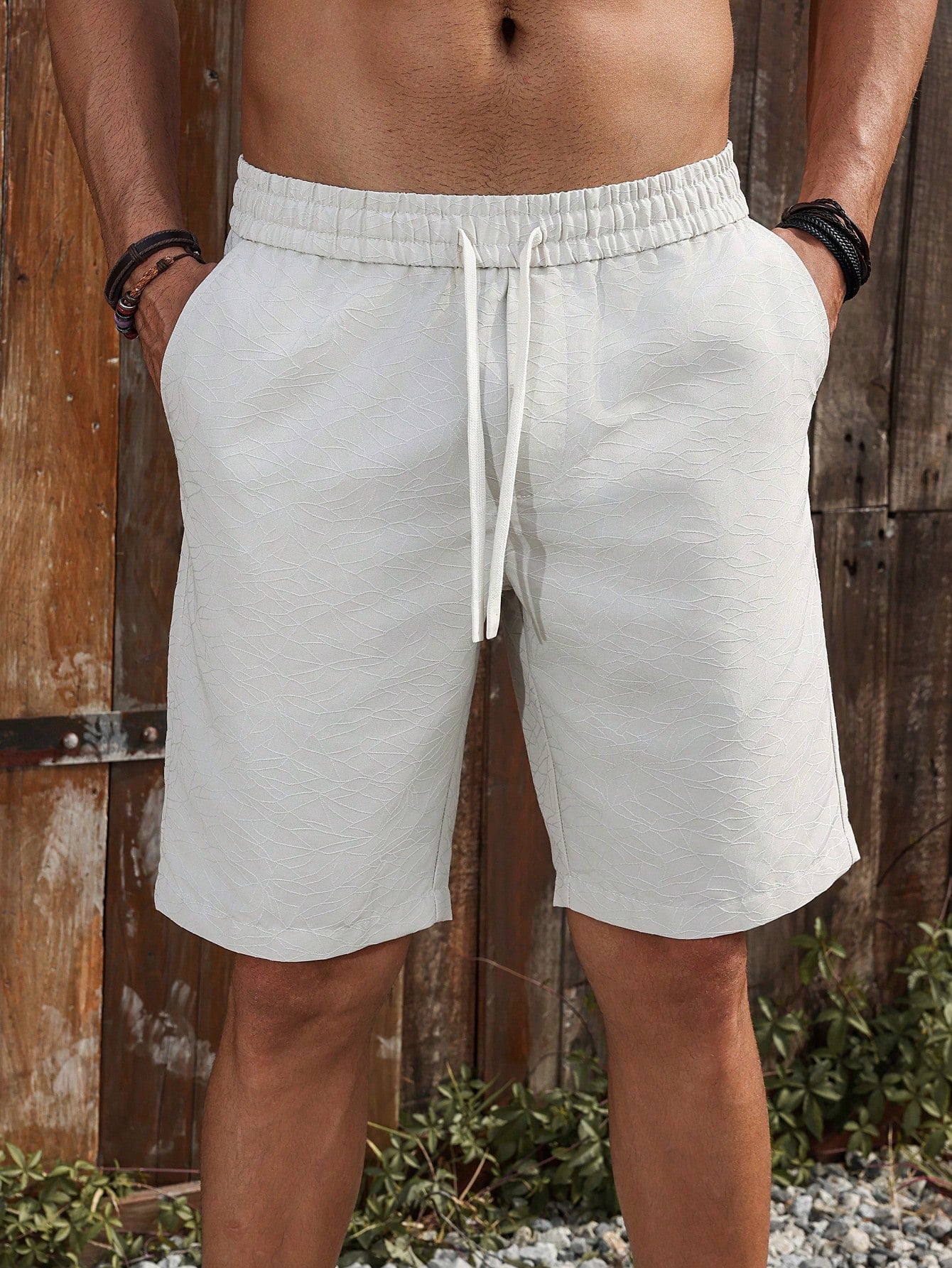 Shorts Masculino Casual Com Textura Geométrica E Cós Ajustável Shorts Masculino Casual Com Textura Geométrica E Cós