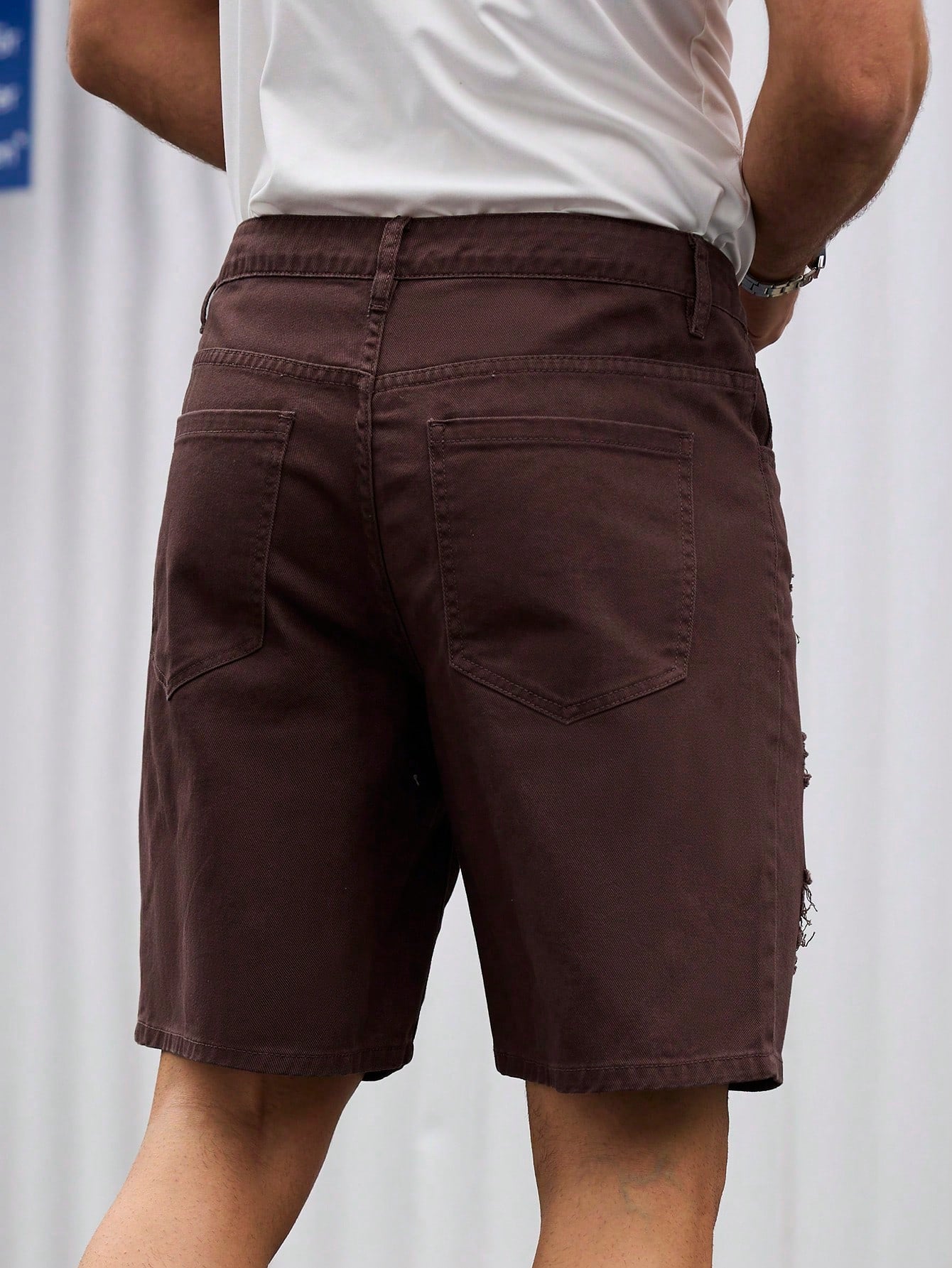 Bermuda Masculina Jeans Destroyed Estilo Urbano Despojado Bermuda Masculina Jeans Destroyed Estilo Urbano Despojado