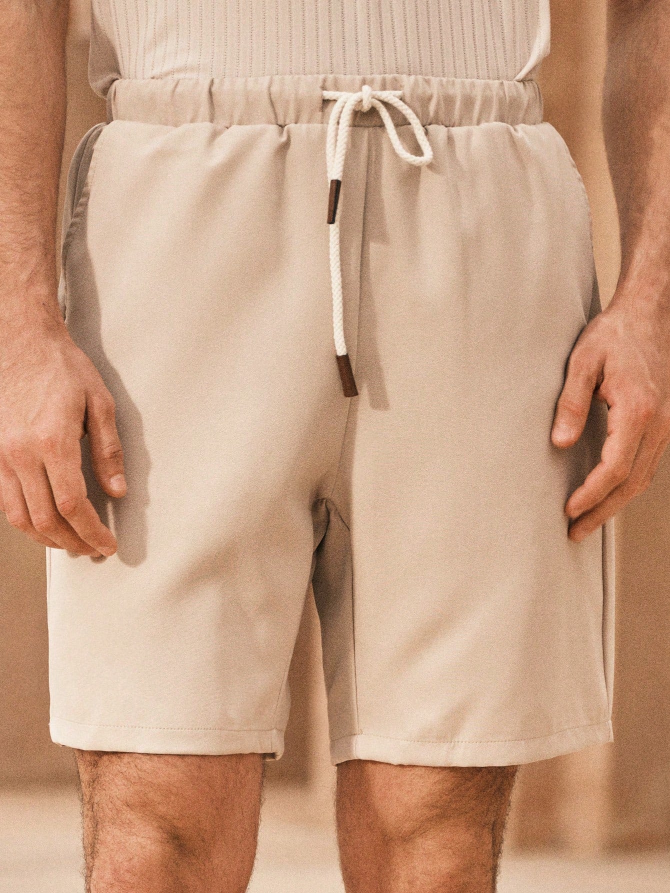 Shorts Masculino Casual Com Cós Elástico E Cordão Ajustável Caqui / PP Shorts Masculino Casual Com Cós Elástico E