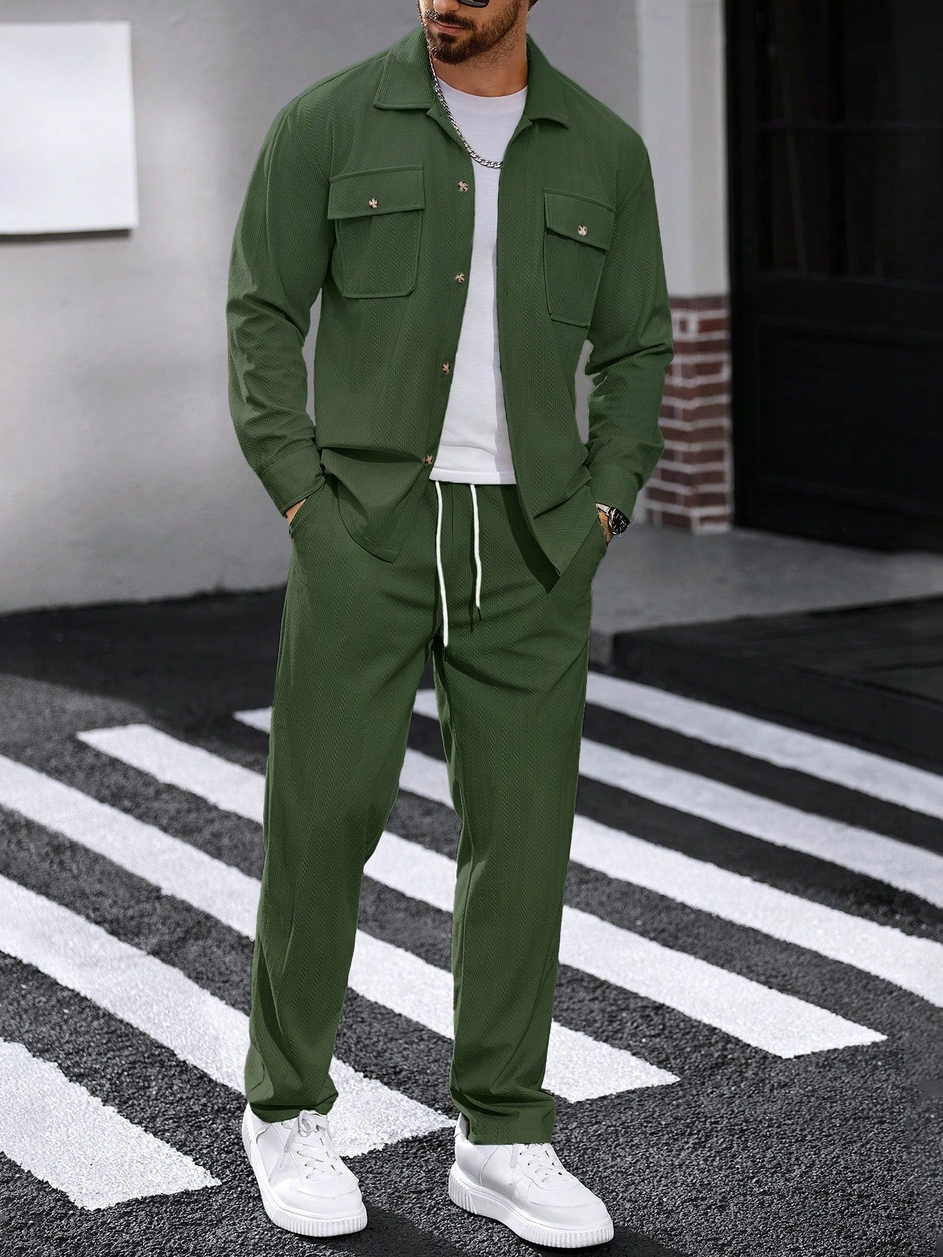 Conjunto Masculino Camisa Workwear E Calça De Veludo Cotelê Verde Escuro / PP Conjunto Masculino Camisa Workwear E