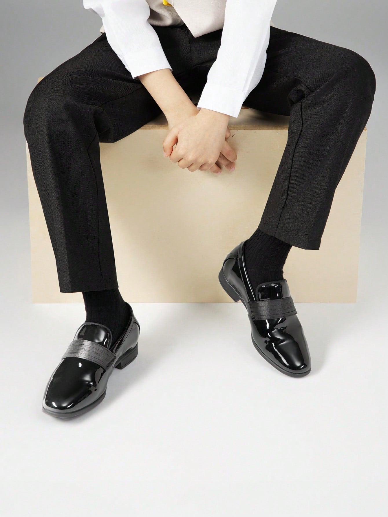 Sapato Masculino Social Envernizado Estilo Sofisticado Sapato Masculino Social Envernizado Estilo Sofisticado