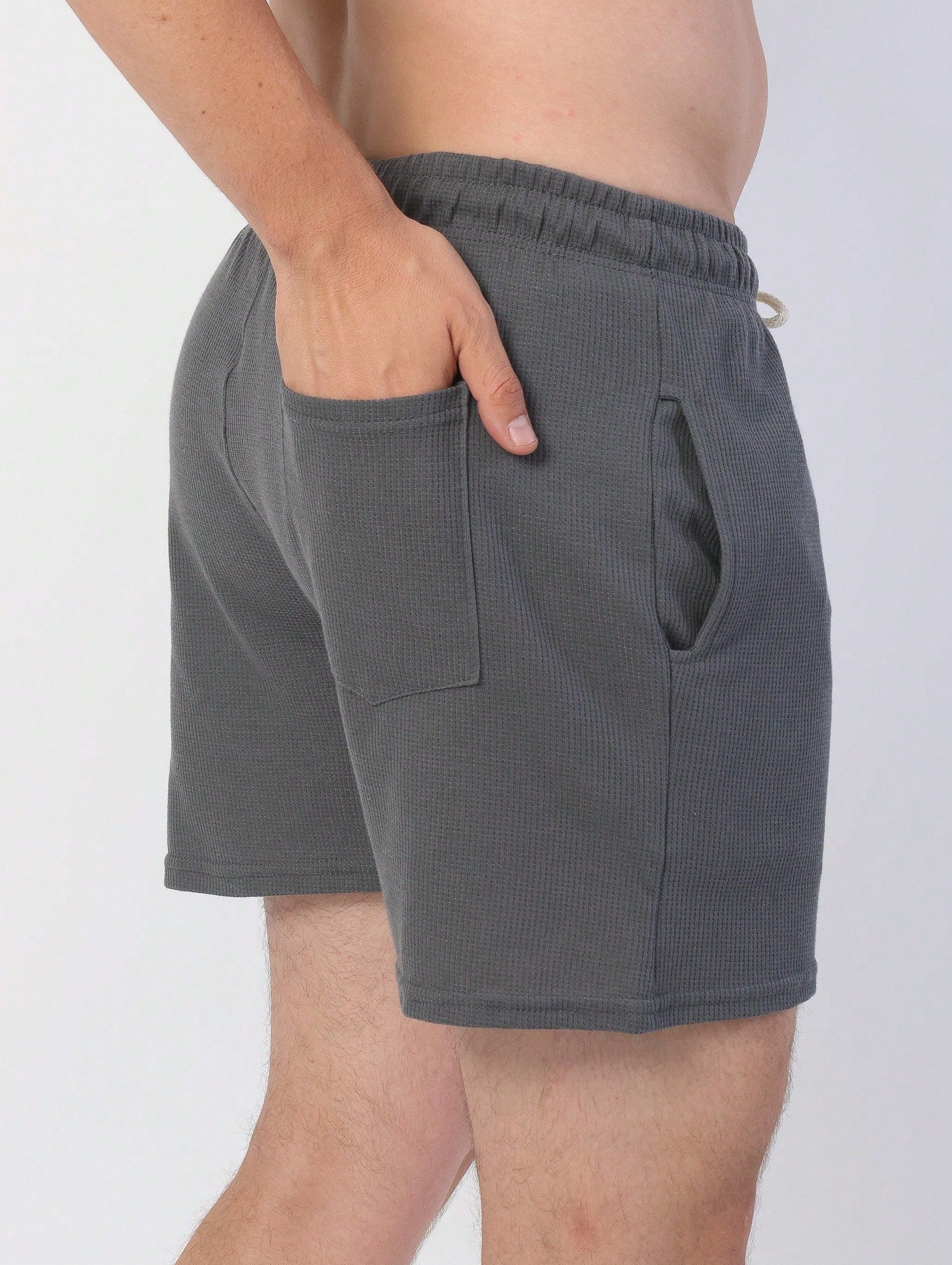 Shorts Masculino Mauricinho Waffle Com Cadarço E Textura Shorts Masculino Mauricinho Waffle Com Cadarço E Textura