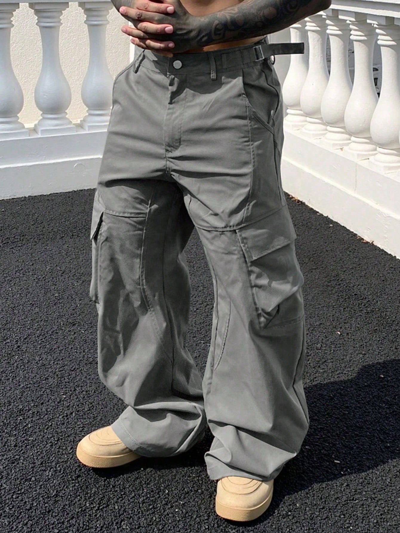 Calça Masculina Wide Leg Com Rebites E Caimento Solto Cinza Claro / PP Calça Masculina Wide Leg Com Rebites E Caimento