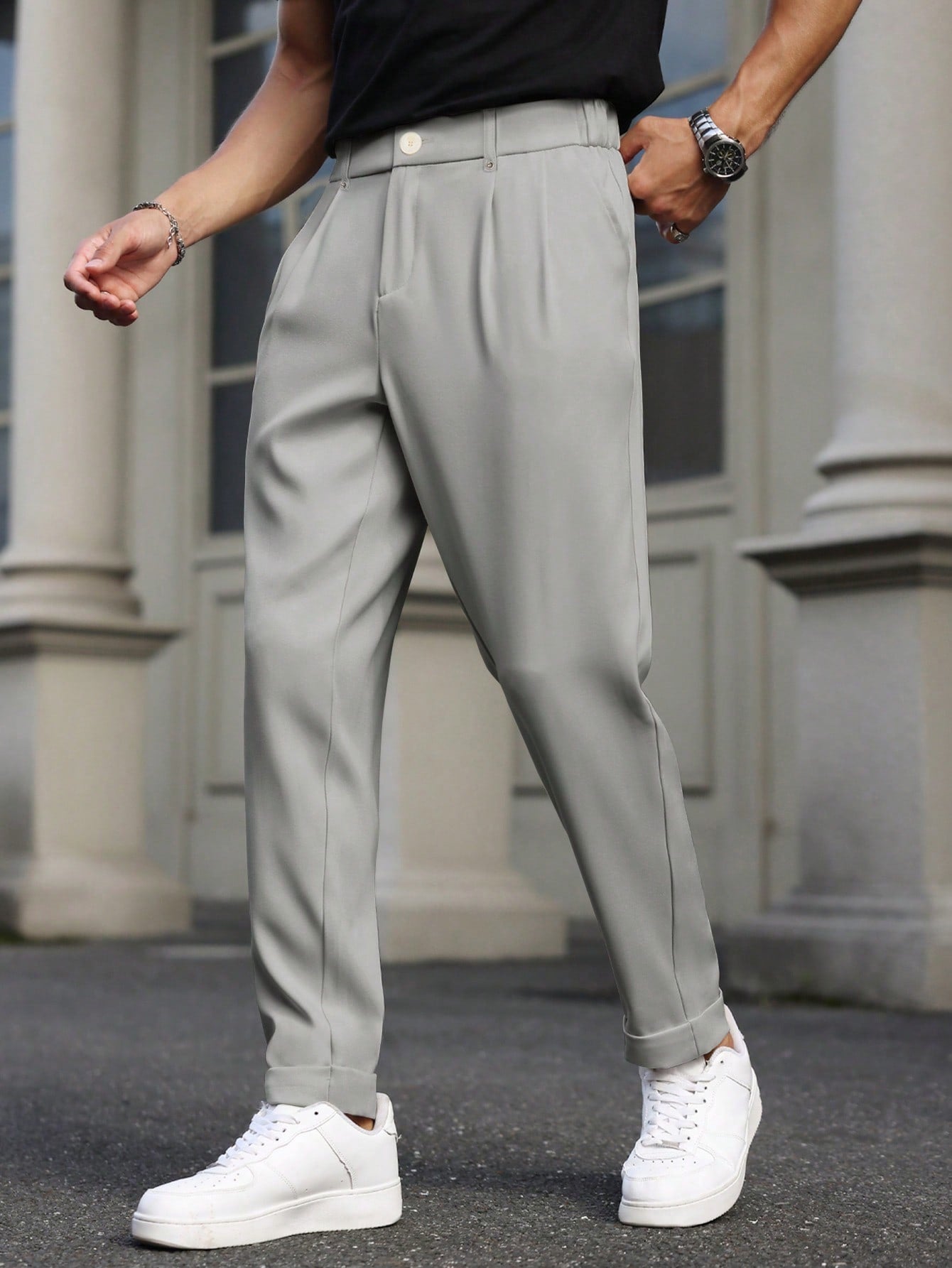 Calça Masculina Alfaiataria Com Pregas Frontais E Cinto Integrado Calça Masculina Alfaiataria Com Pregas Frontais E