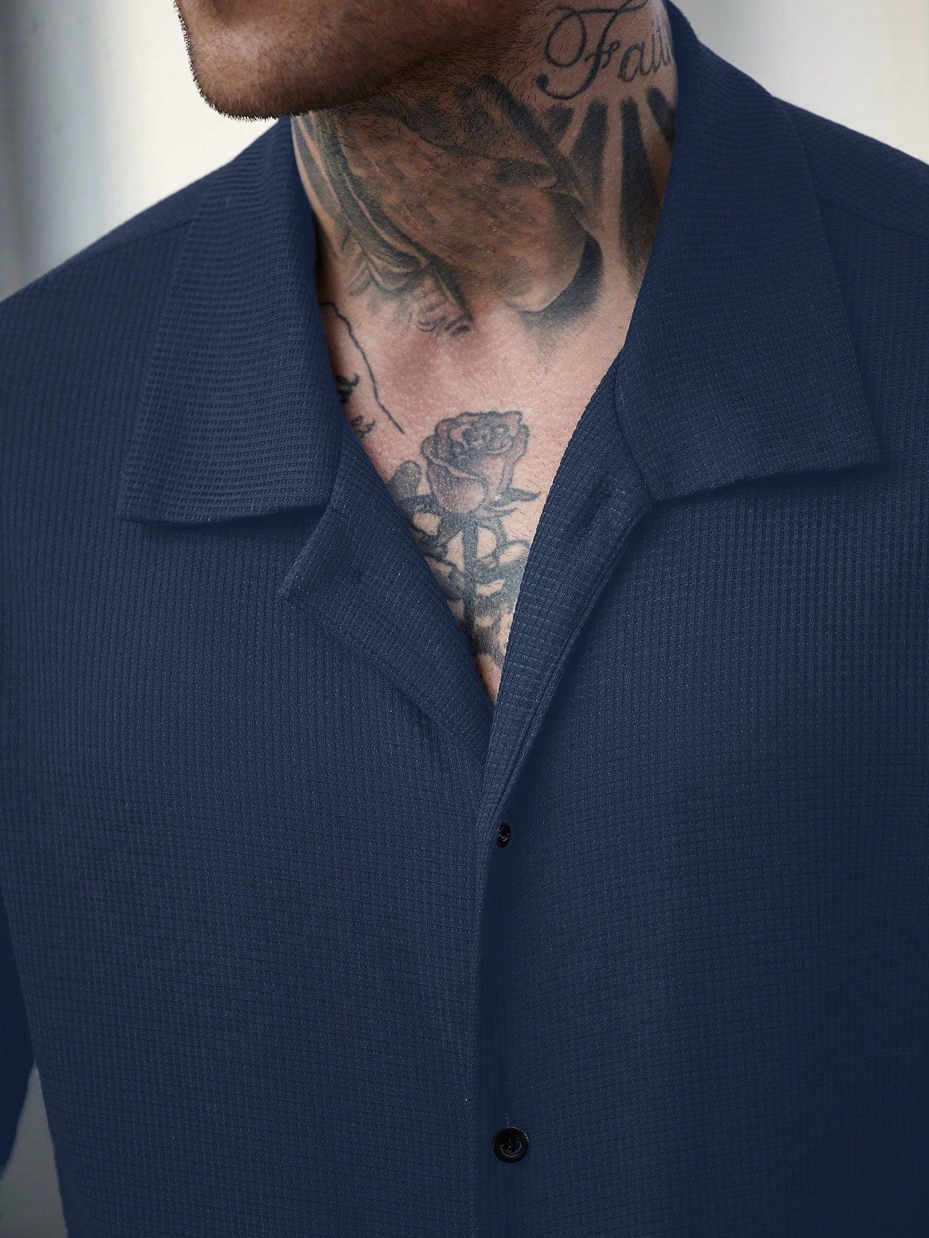 Conjunto Masculino Camisa Gola Cubana E Calça Leve Elegante Conjunto Masculino Camisa Gola Cubana E Calça Leve Elegante