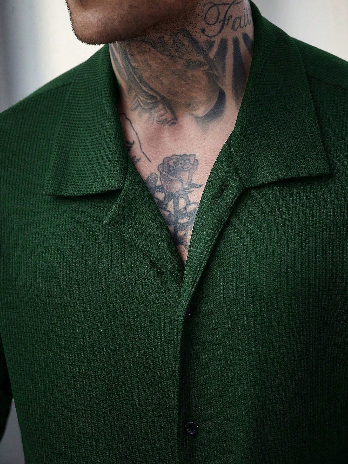 Conjunto Masculino Camisa Gola Cubana E Calça Leve Elegante Conjunto Masculino Camisa Gola Cubana E Calça Leve Elegante