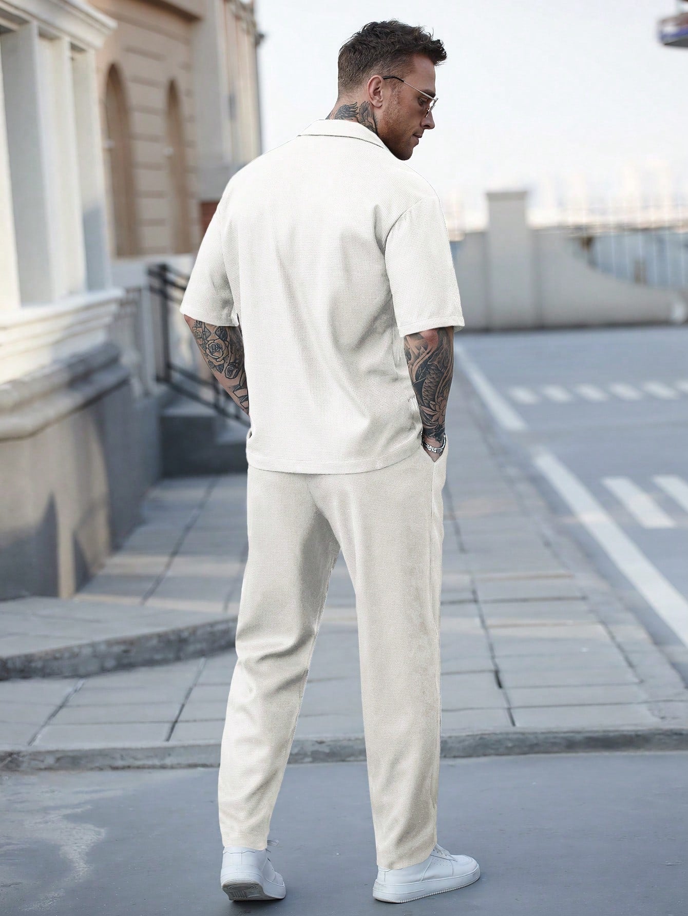 Conjunto Masculino Camisa Gola Cubana E Calça Leve Elegante Conjunto Masculino Camisa Gola Cubana E Calça Leve Elegante