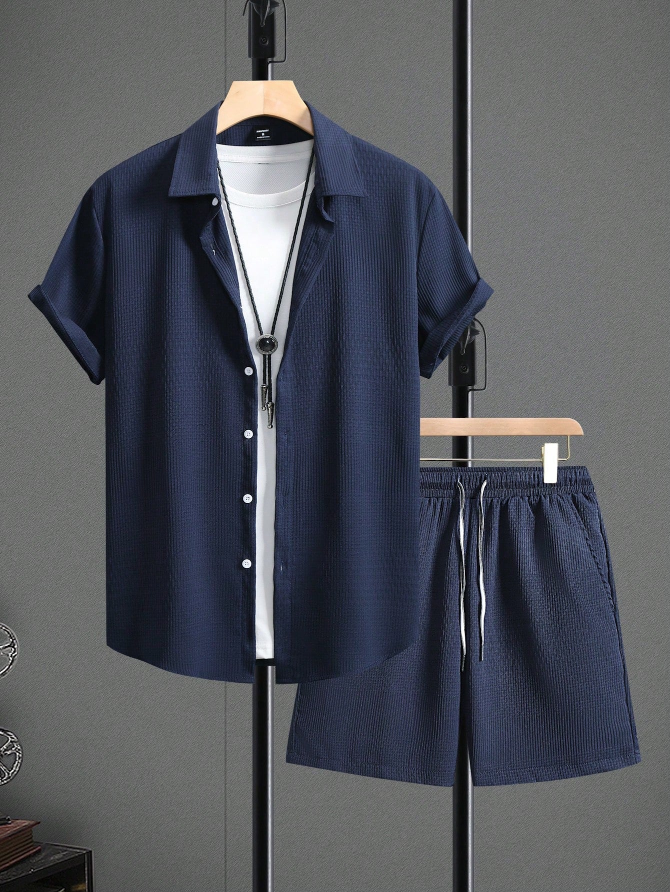 Conjunto Masculino Camisa Manga Curta E Shorts Cós Ajustável Conjunto Masculino Camisa Manga Curta E Shorts Cós