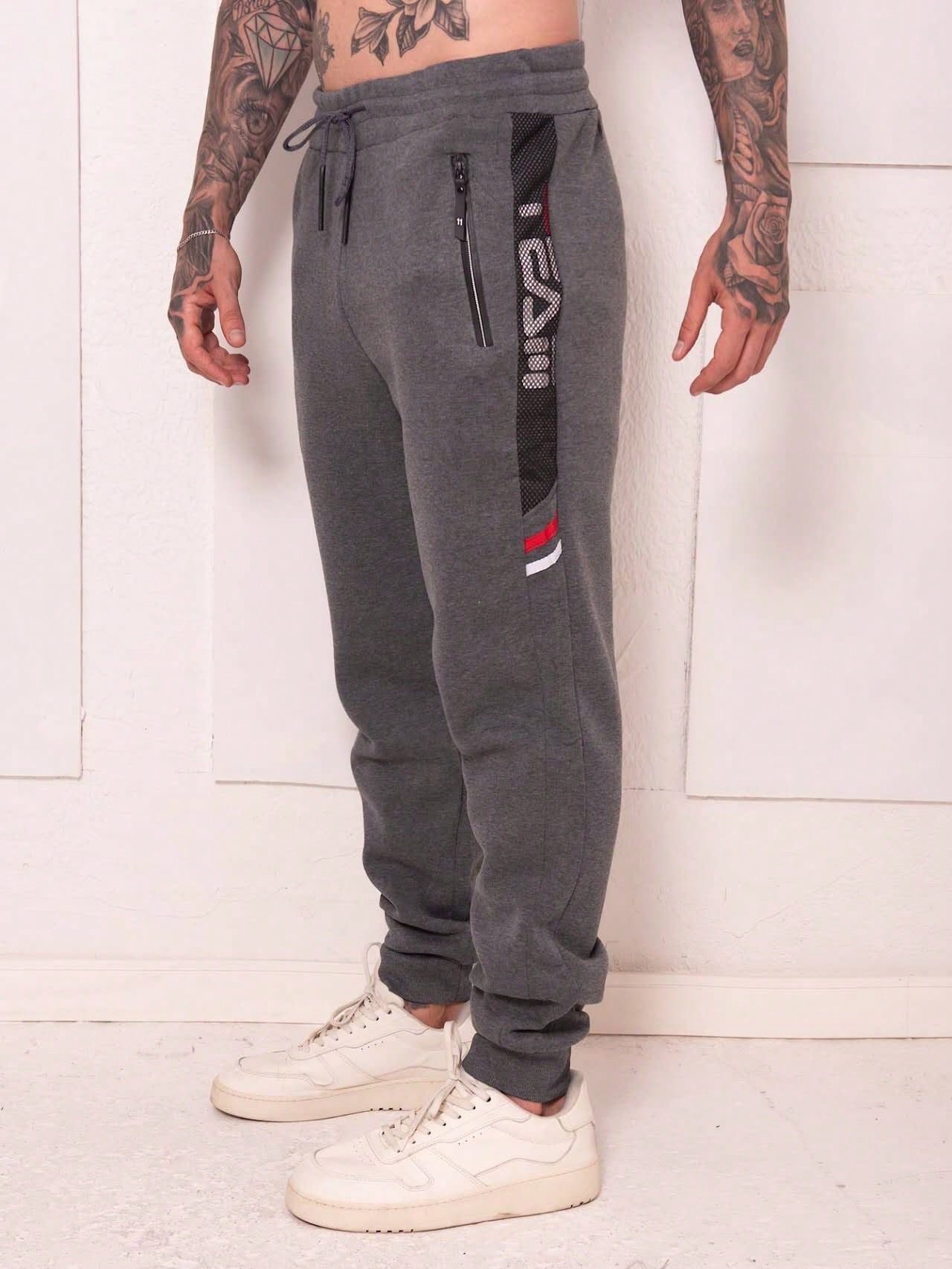 Calça Masculina Jogger Esportiva Com Estampa Team E Zíper Cinza / PP Calça Masculina Jogger Esportiva Com Estampa Team