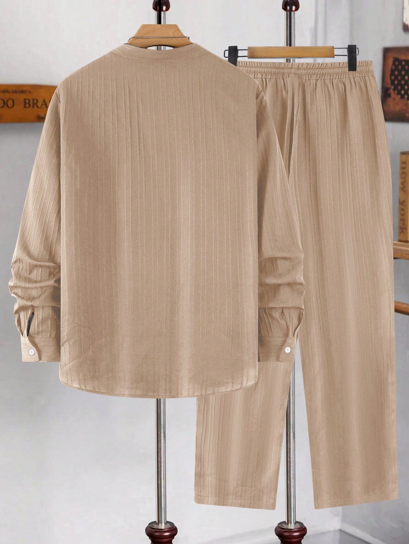 Conjunto Masculino Camisa Manga Longa E Calça Leve Minimalista Conjunto Masculino Camisa Manga Longa E Calça Leve