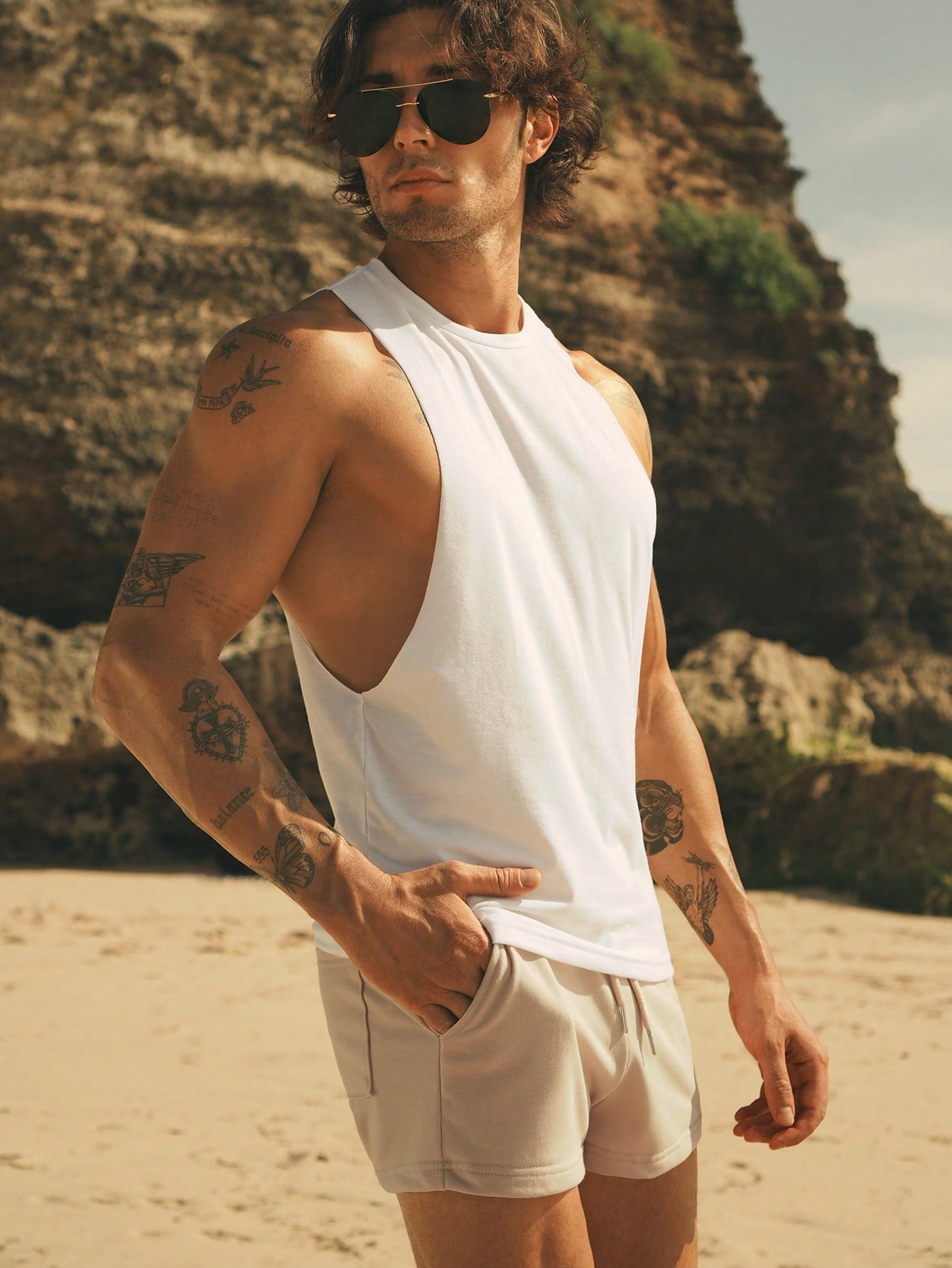 Shorts Masculino Moletom Básico Com Cordão Ajustável Corte Solto Shorts Masculino Moletom Básico Com Cordão Ajustável