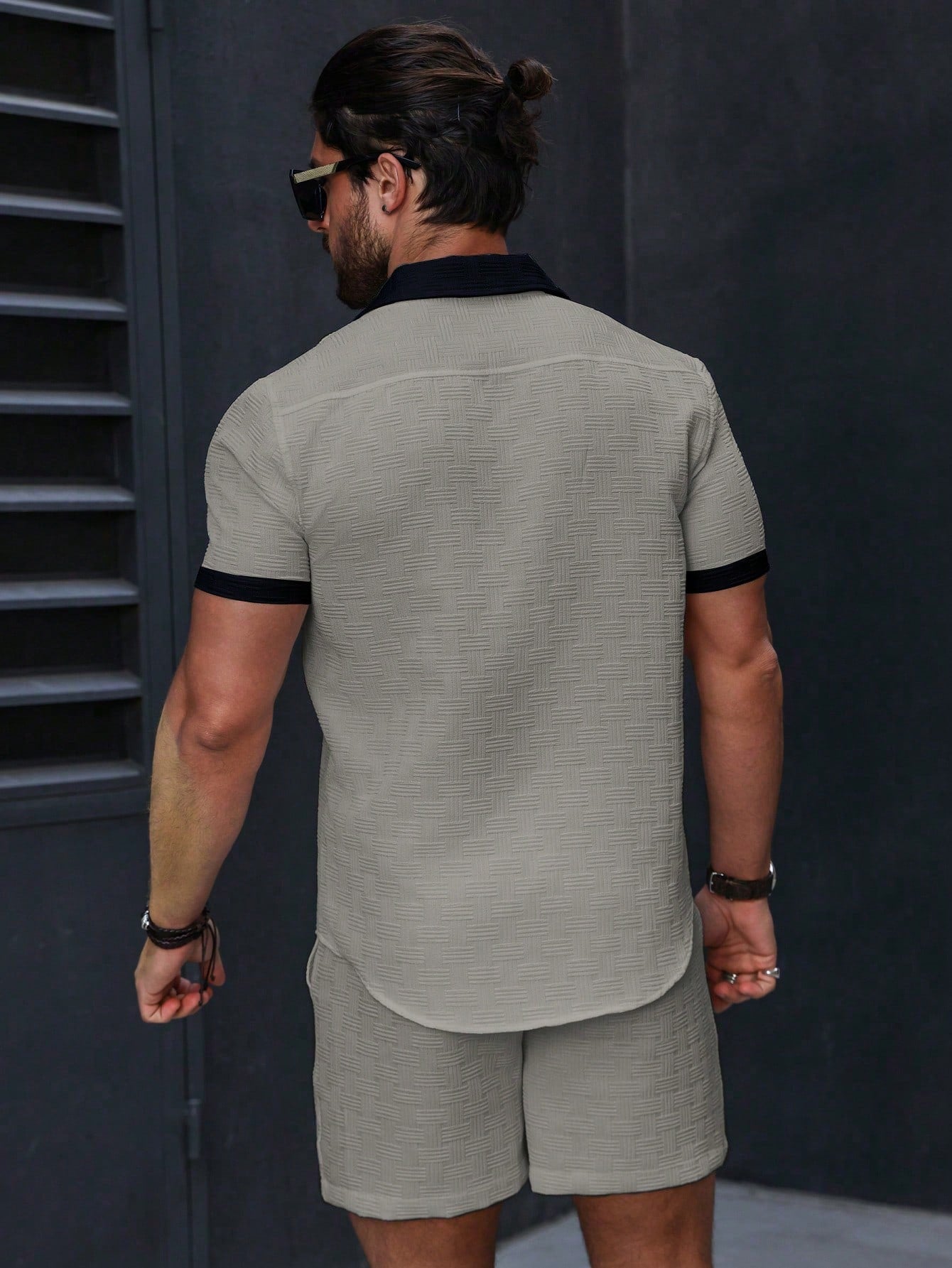 Conjunto Masculino Camisa Casual E Bermuda Tradicional Conjunto Masculino Camisa Casual E Bermuda Tradicional