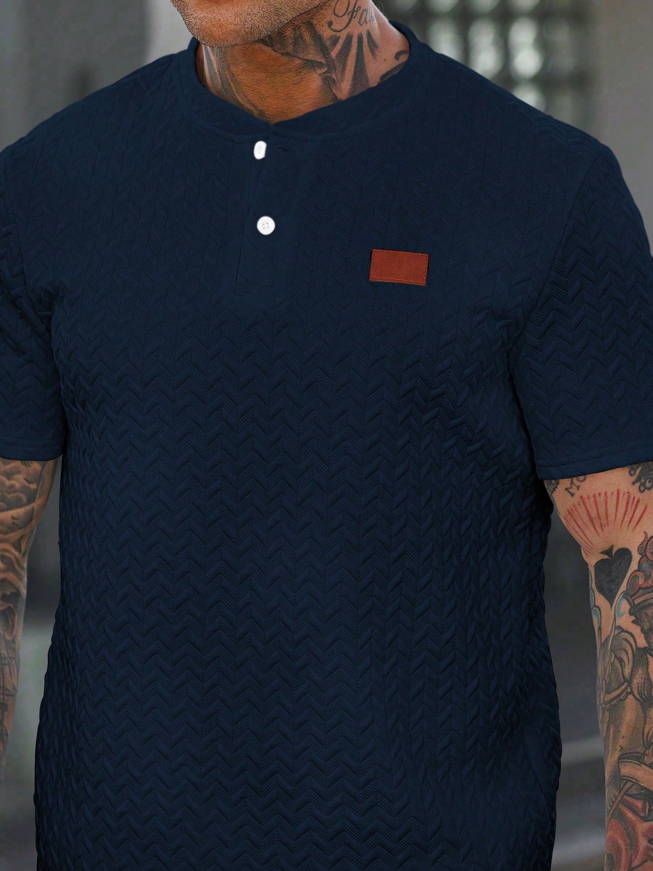 Conjunto Masculino Camiseta Com Aplicação E Shorts Com Bolso Conjunto Masculino Camiseta Com Aplicação E Shorts Com