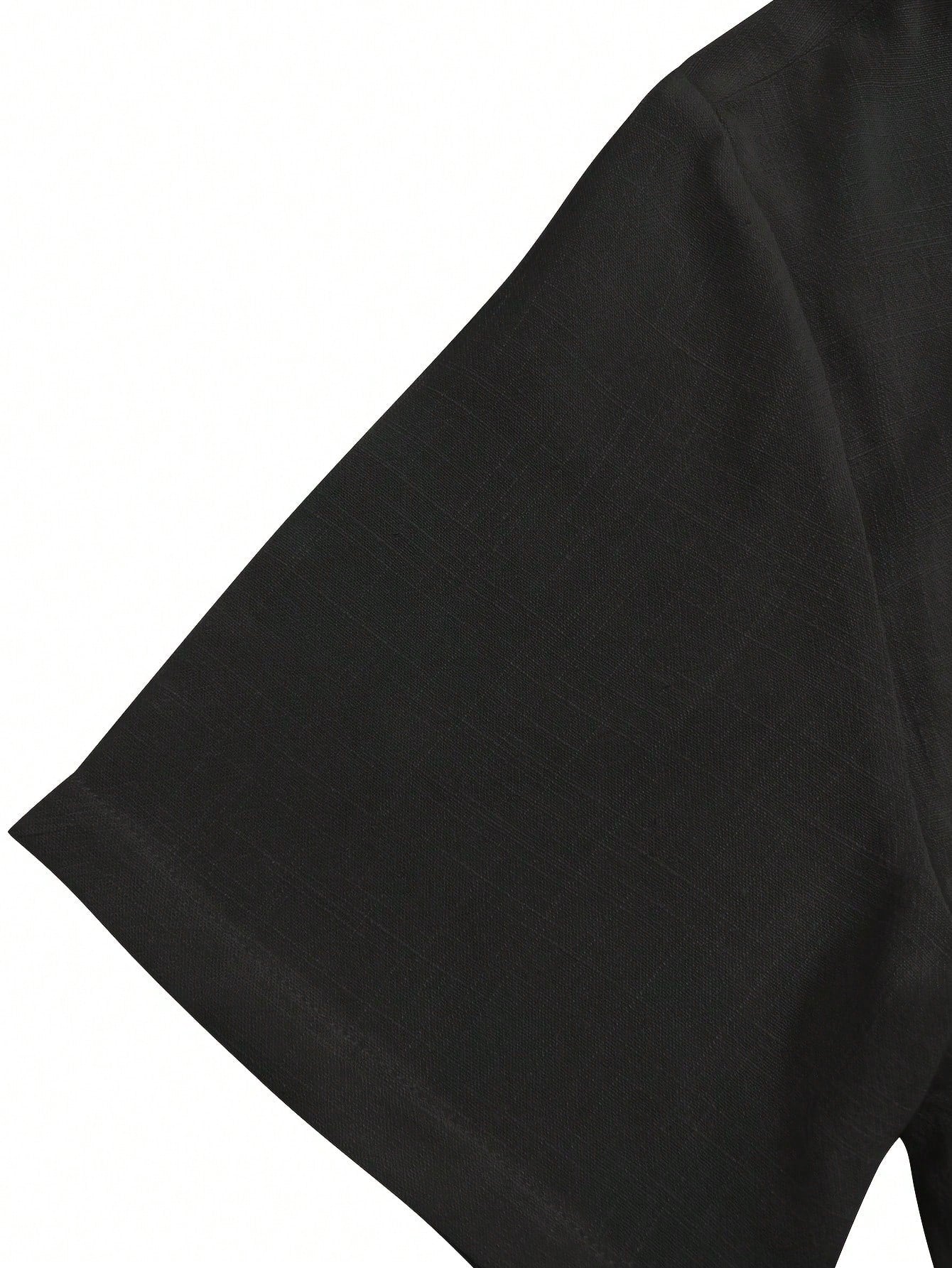 Camisa Masculina Gola Padre Botões Laterais Caimento Leve Camisa Masculina Gola Padre Botões Laterais Caimento Leve