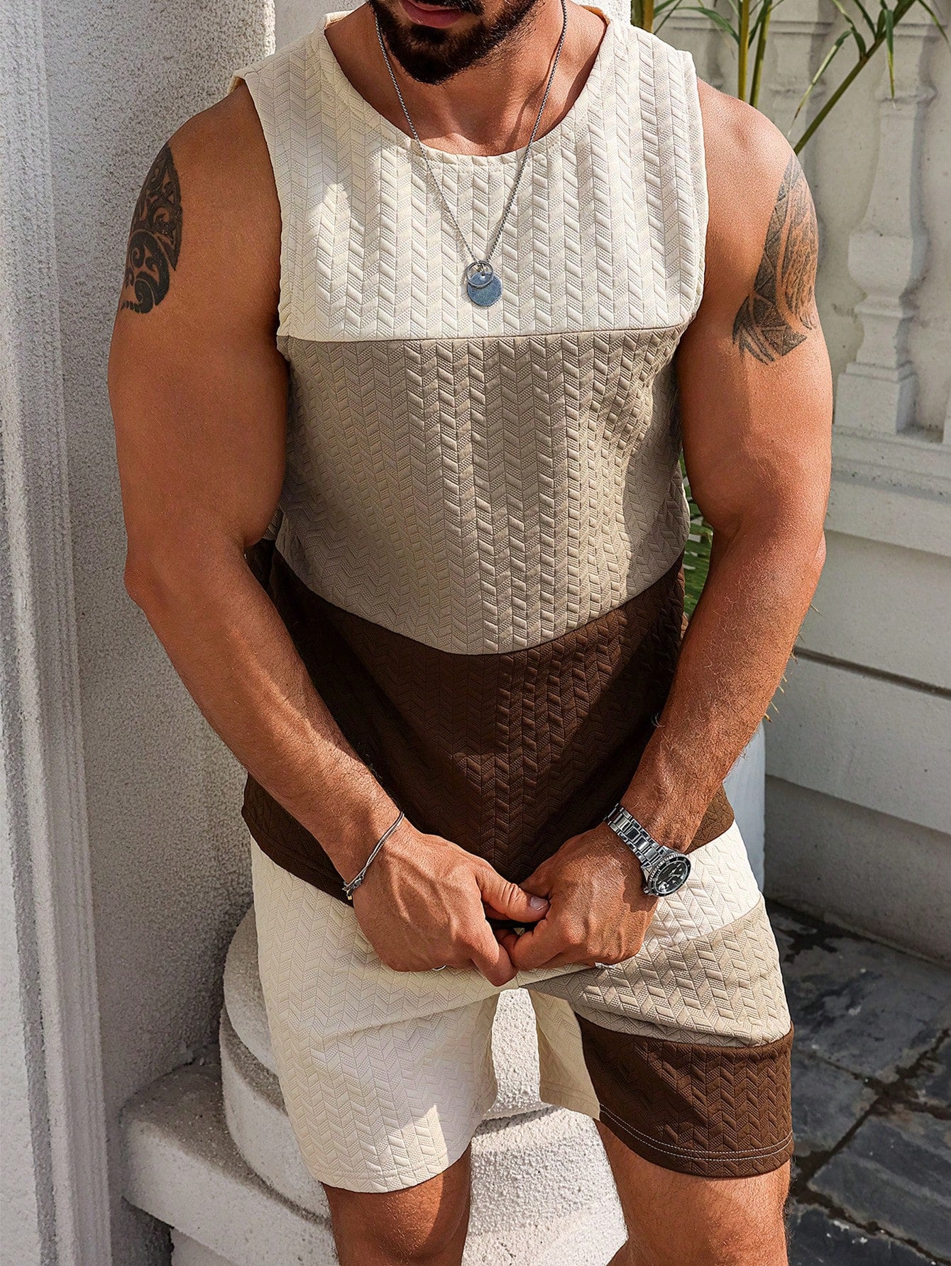 Conjunto Masculino Regata Patchwork Terroso E Shorts Cós Ajustável Conjunto Masculino Regata Patchwork Terroso E Shorts