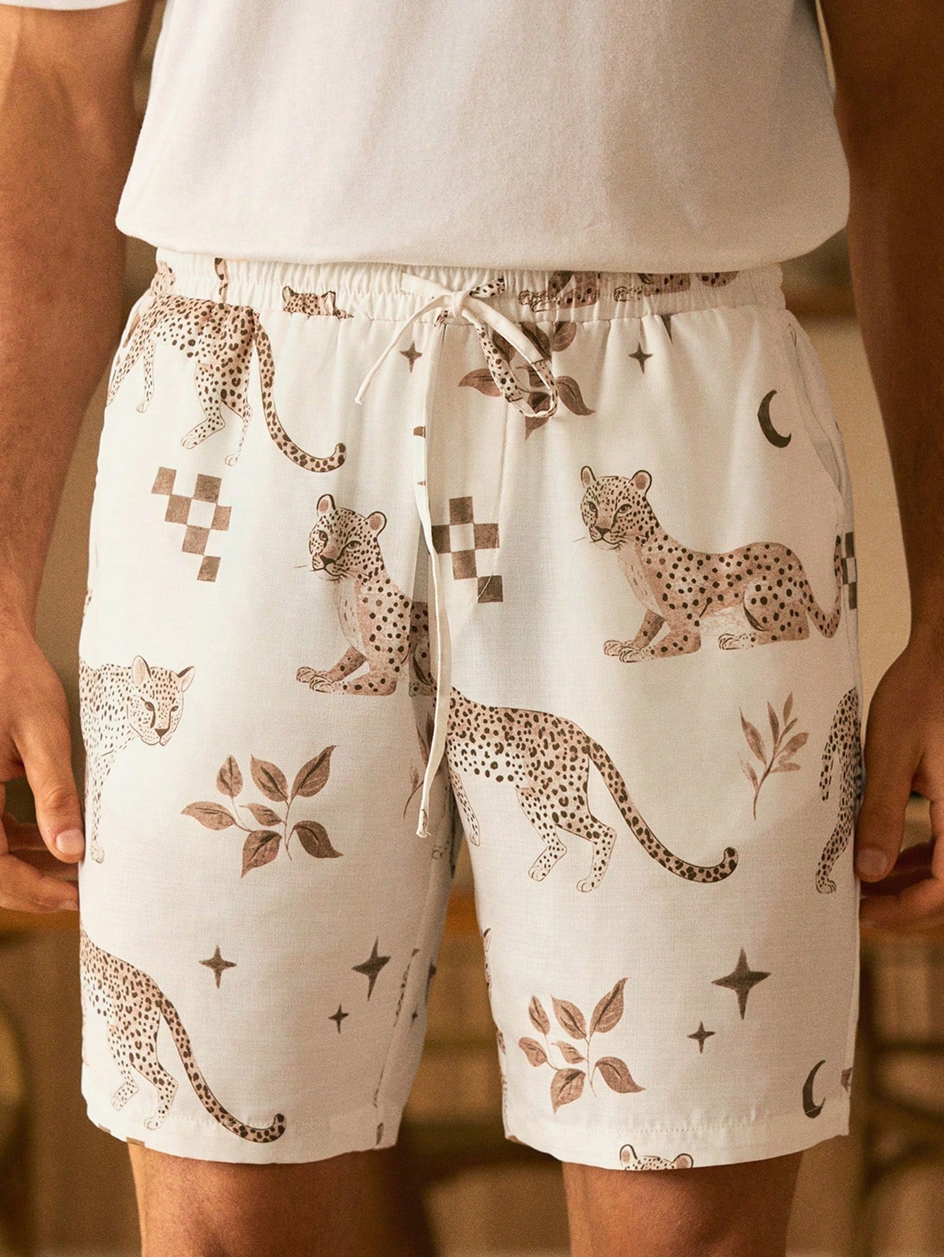 Shorts Masculino Casual Com Tecido Listrado E Cós Ajustável Branco / PP Shorts Masculino Casual Com Tecido Listrado E