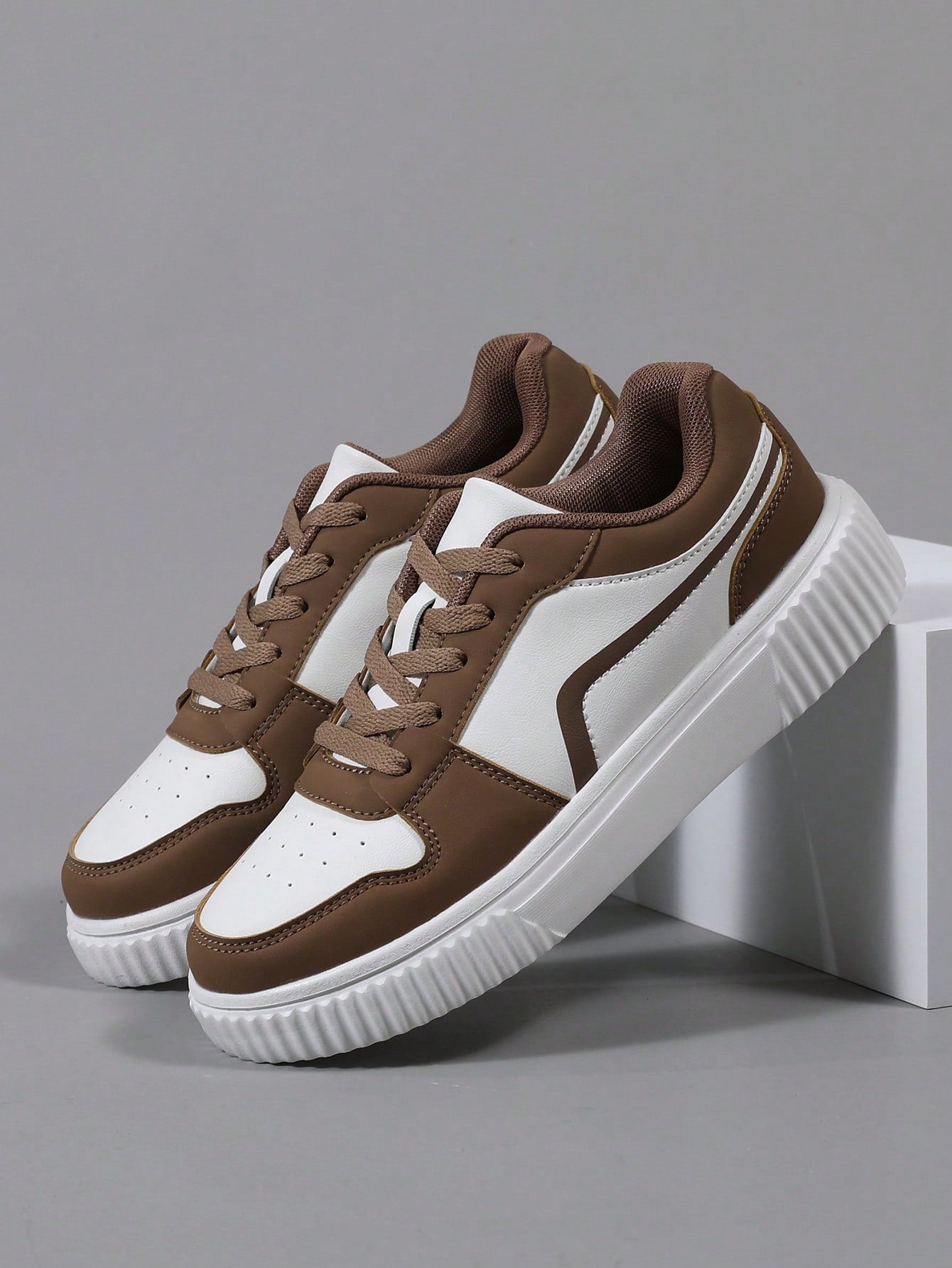 Tênis Masculino Casual Estilo Street Palmilha Macia Tênis Masculino Casual Estilo Street Palmilha Macia