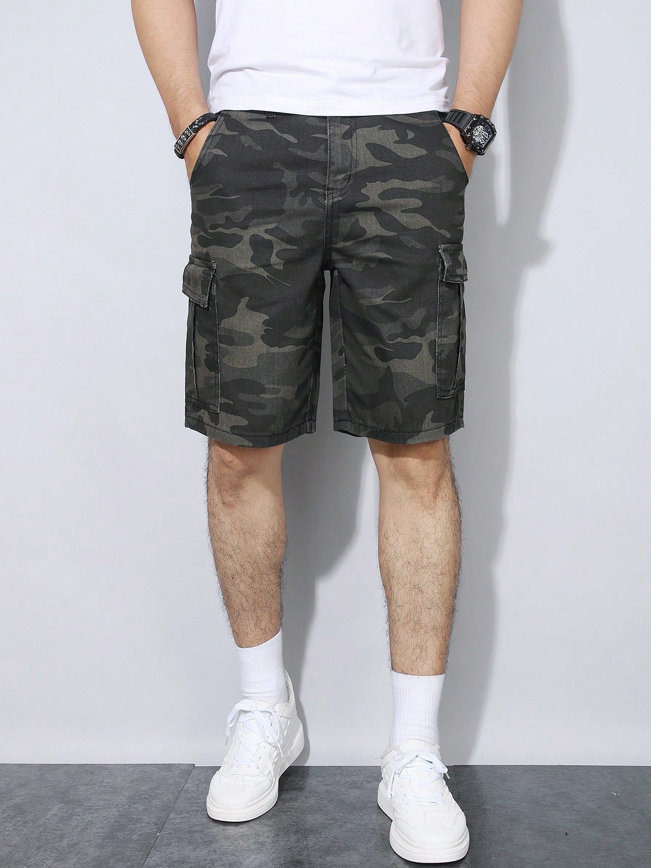 Shorts Masculino Cargo Camuflado Com Estilo Militar Urbano Shorts Masculino Cargo Camuflado Com Estilo Militar Urbano