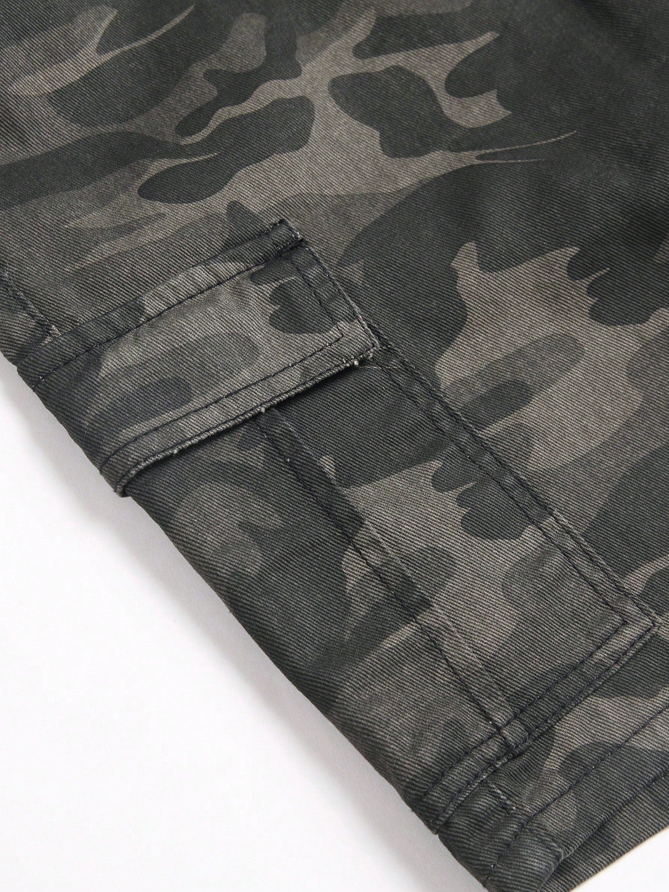 Shorts Masculino Cargo Camuflado Com Estilo Militar Urbano Shorts Masculino Cargo Camuflado Com Estilo Militar Urbano