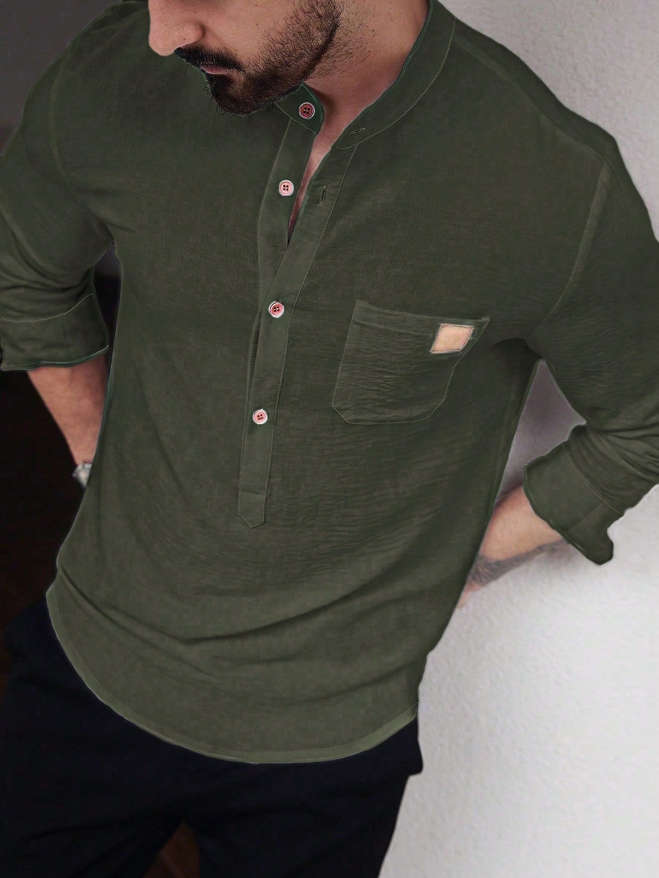 Camisa Masculina Gola Padre Botões Tecido Leve Camisa Masculina Gola Padre Botões Tecido Leve