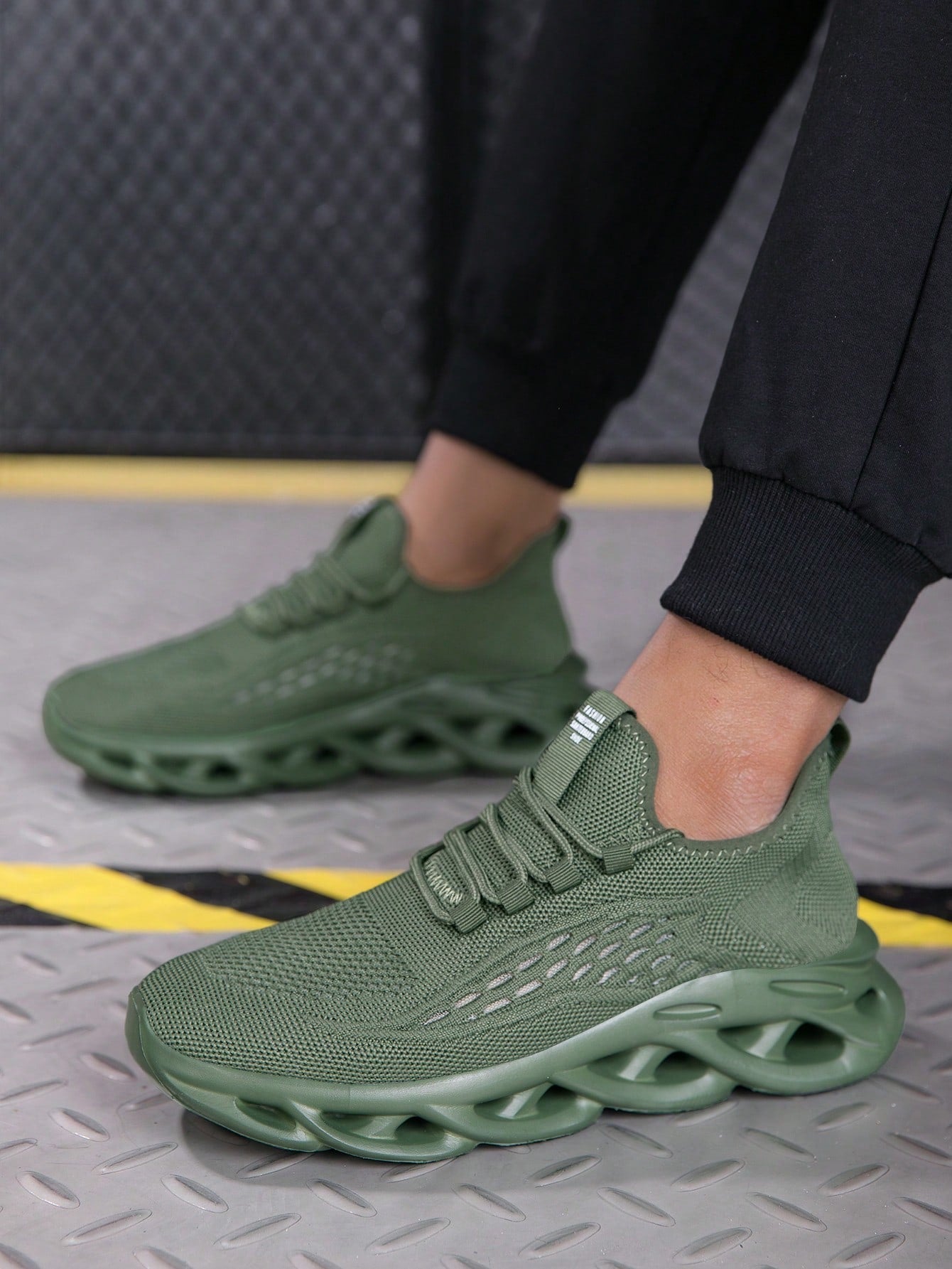 Tênis Masculino Chunky Casual Leve Respirável Solado Herringbone Tênis Masculino Chunky Casual Leve Respirável Solado