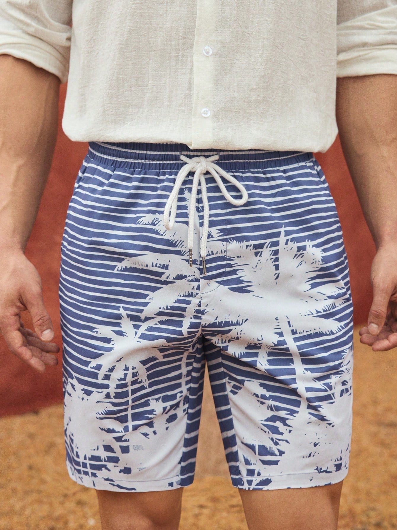 Shorts Masculino Casual Com Tecido Listrado E Cós Ajustável Shorts Masculino Casual Com Tecido Listrado E Cós Ajustável