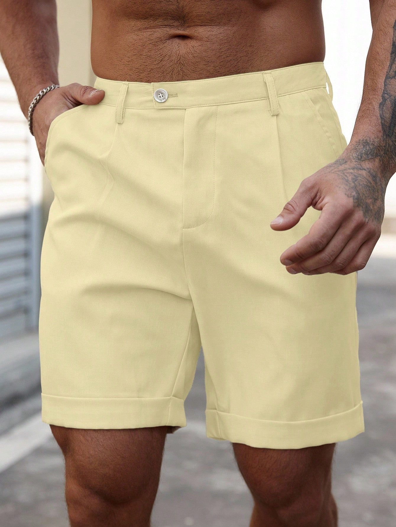 Bermuda Masculina Alfaiatada Com Barra Italiana Elegante Amarelo / PP Bermuda Masculina Alfaiatada Com Barra Italiana