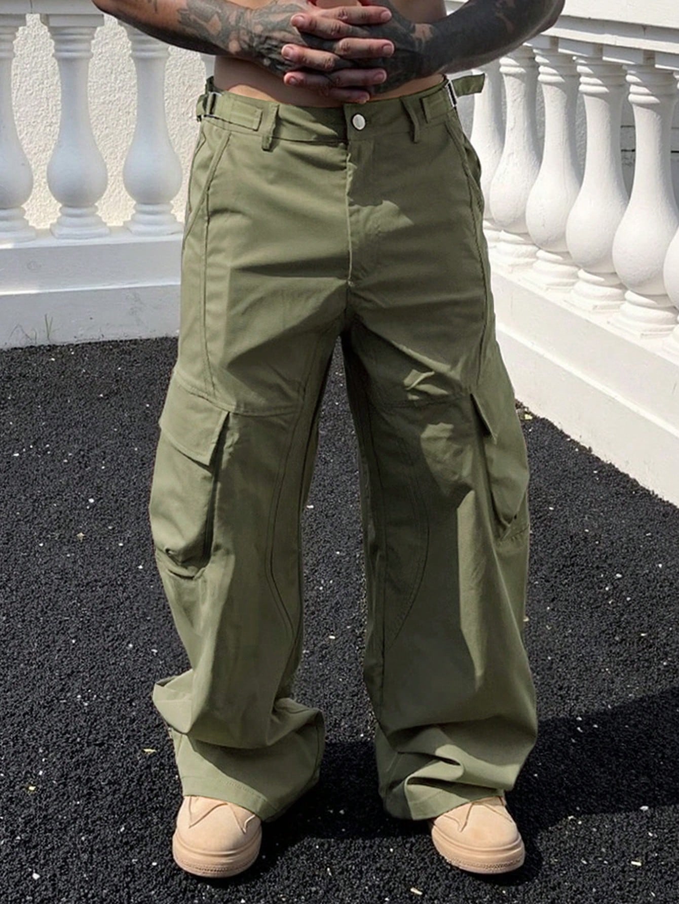 Calça Masculina Wide Leg Com Rebites E Caimento Solto Calça Masculina Wide Leg Com Rebites E Caimento Solto