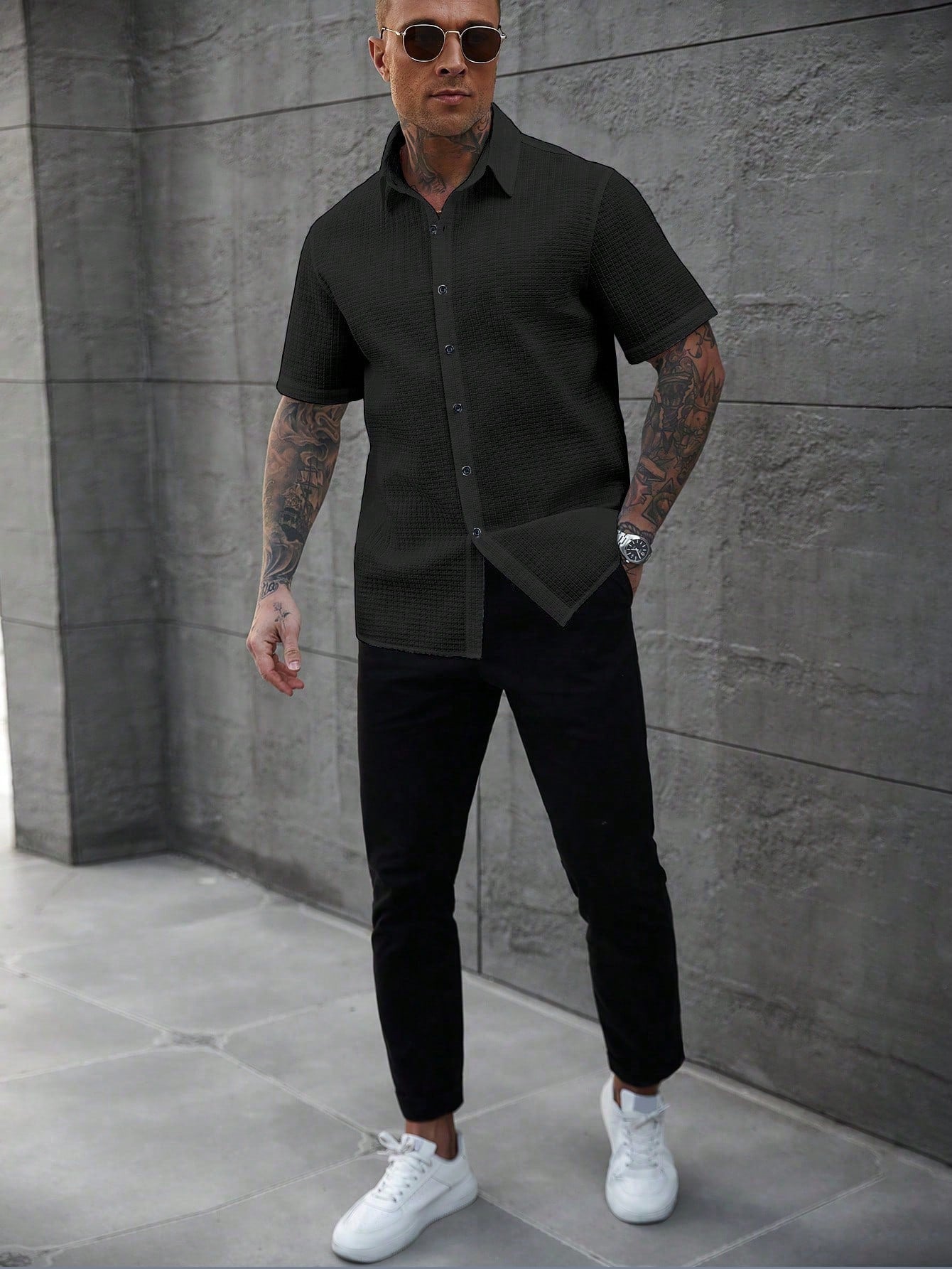 Camisa Masculina De Botão Textura Minimalista Botões Contrastantes Camisa Masculina De Botão Textura Minimalista Botões