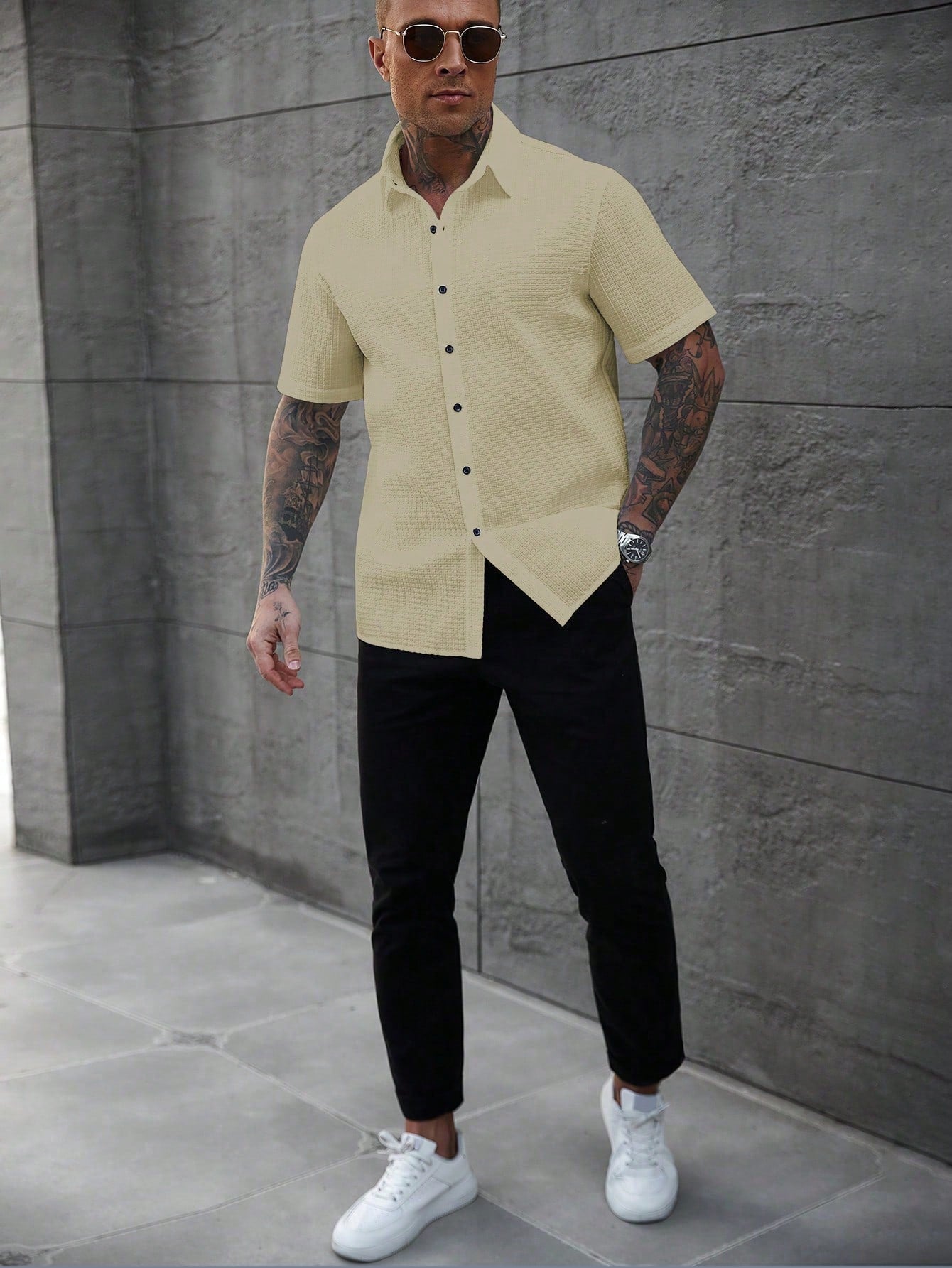 Camisa Masculina De Botão Textura Minimalista Botões Contrastantes Camisa Masculina De Botão Textura Minimalista Botões