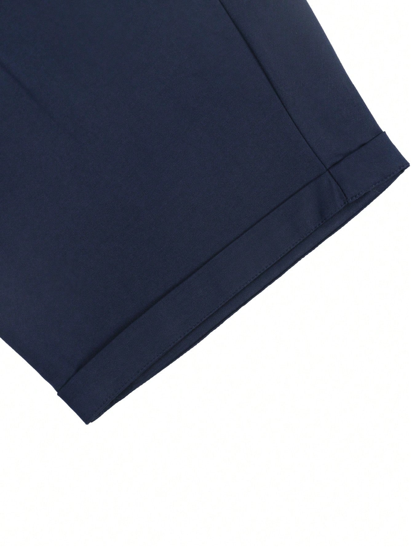 Bermuda Masculina Alfaiatada Com Pregas E Barra Italiana Bermuda Masculina Alfaiatada Com Pregas E Barra Italiana