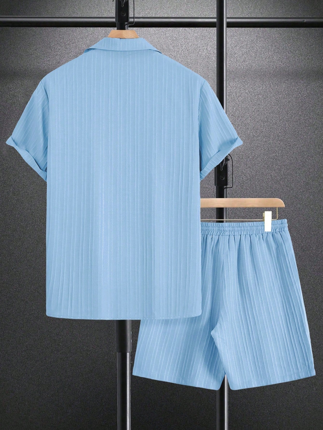 Conjunto Masculino Shorts Estilo Casual E Camisa Botões Simples Conjunto Masculino Shorts Estilo Casual E Camisa Botões