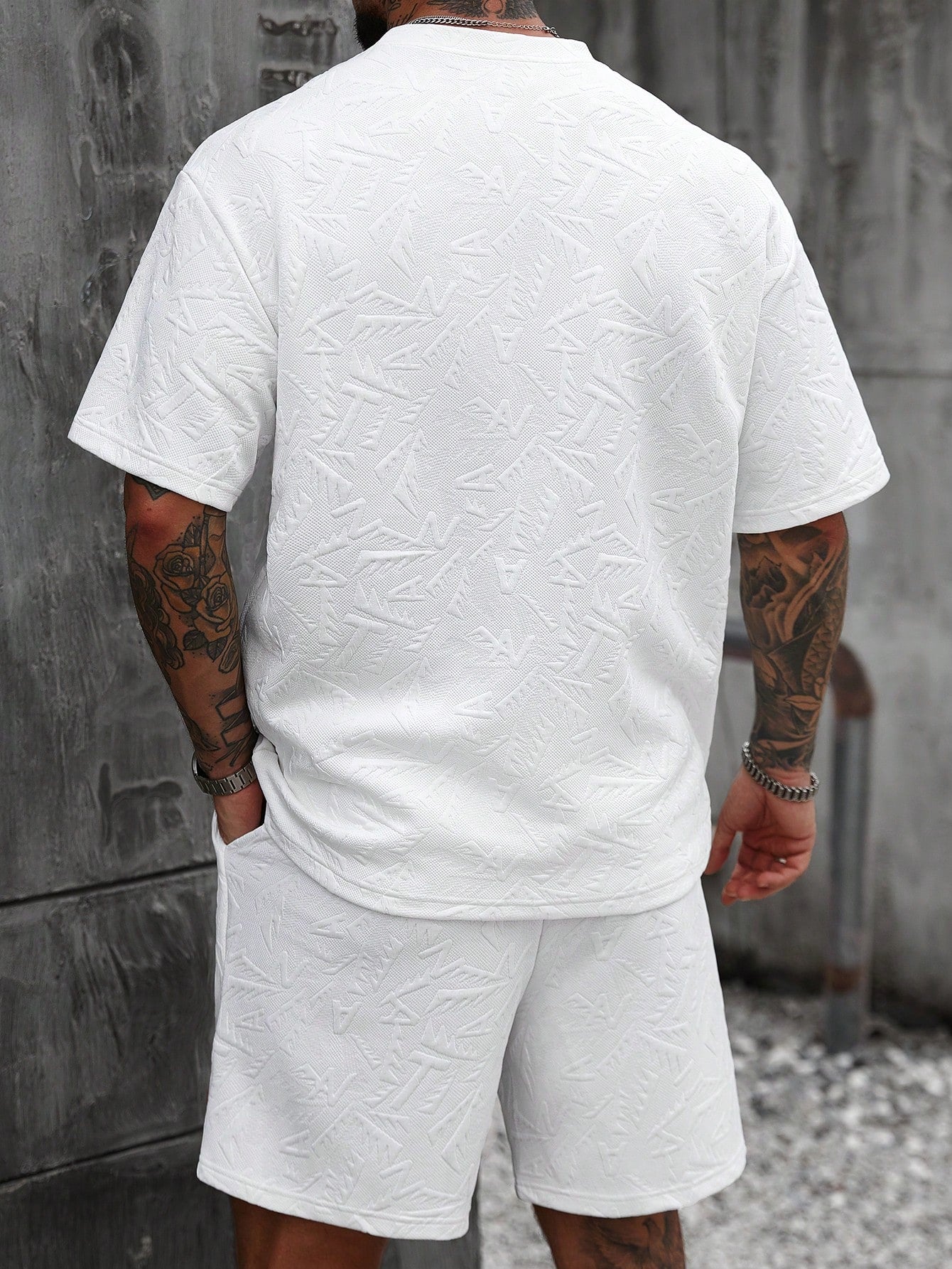 Conjunto Masculino Camiseta Estampa Total E Shorts Cós Ajustável Conjunto Masculino Camiseta Estampa Total E Shorts Cós