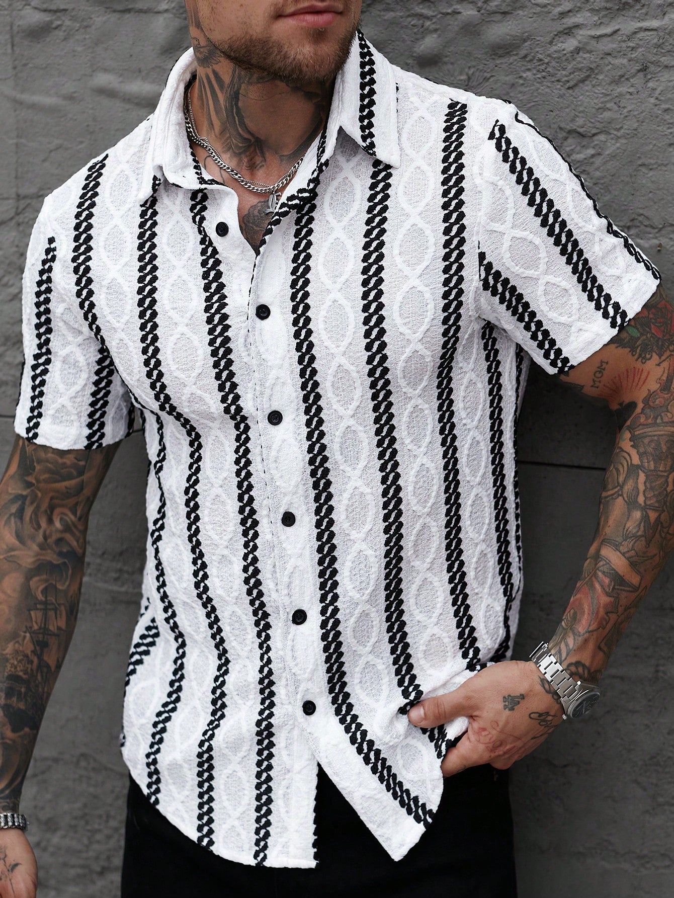 Camisa Masculina De Botão Listras Estilizadas Design Impactante Camisa Masculina De Botão Listras Estilizadas Design