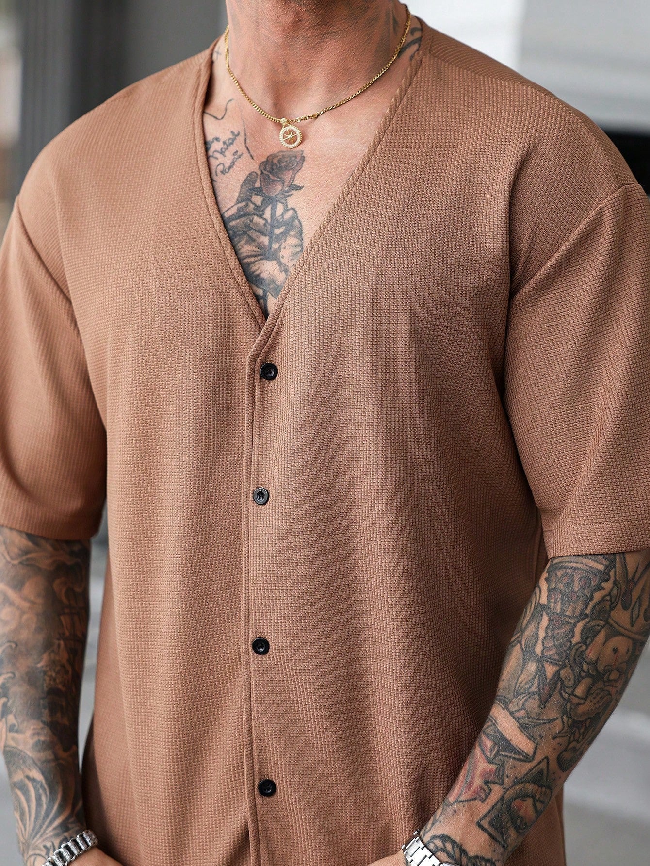 Conjunto Masculino Camisa Texturizada Manga Curta E Shorts Casuais Conjunto Masculino Camisa Texturizada Manga Curta E