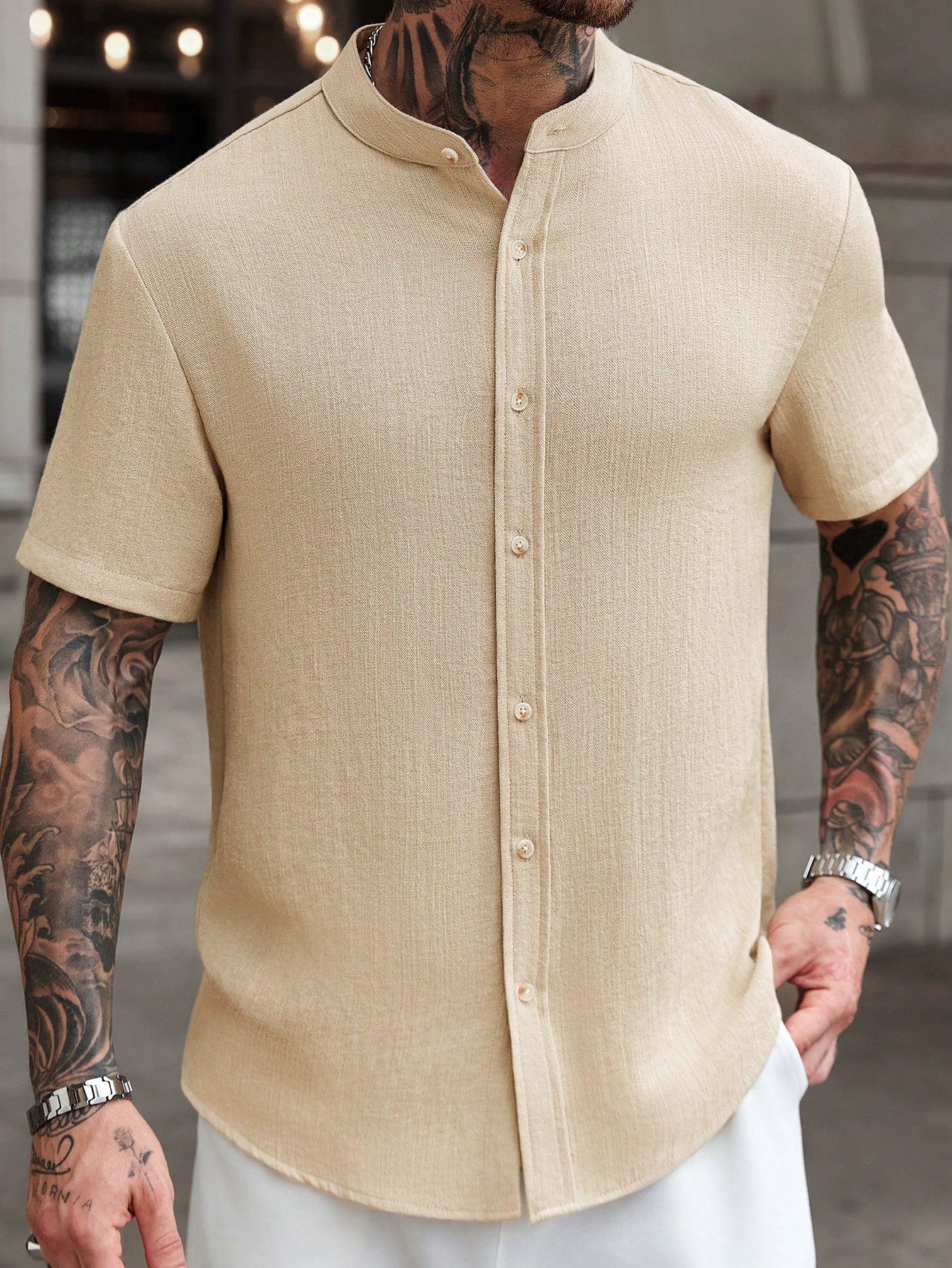 Camisa Masculina Gola Padre Visual Clean Caimento Nobre Bege / PP Camisa Masculina Gola Padre Visual Clean Caimento