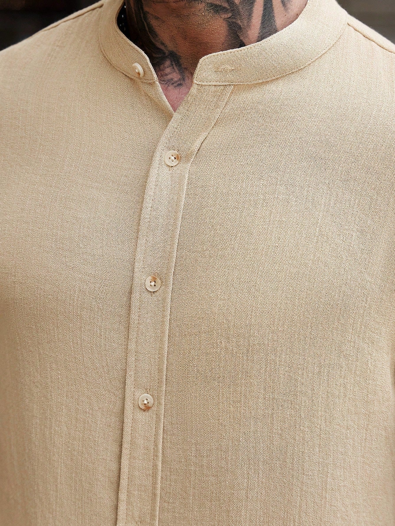 Camisa Masculina Gola Padre Visual Clean Caimento Nobre Camisa Masculina Gola Padre Visual Clean Caimento Nobre