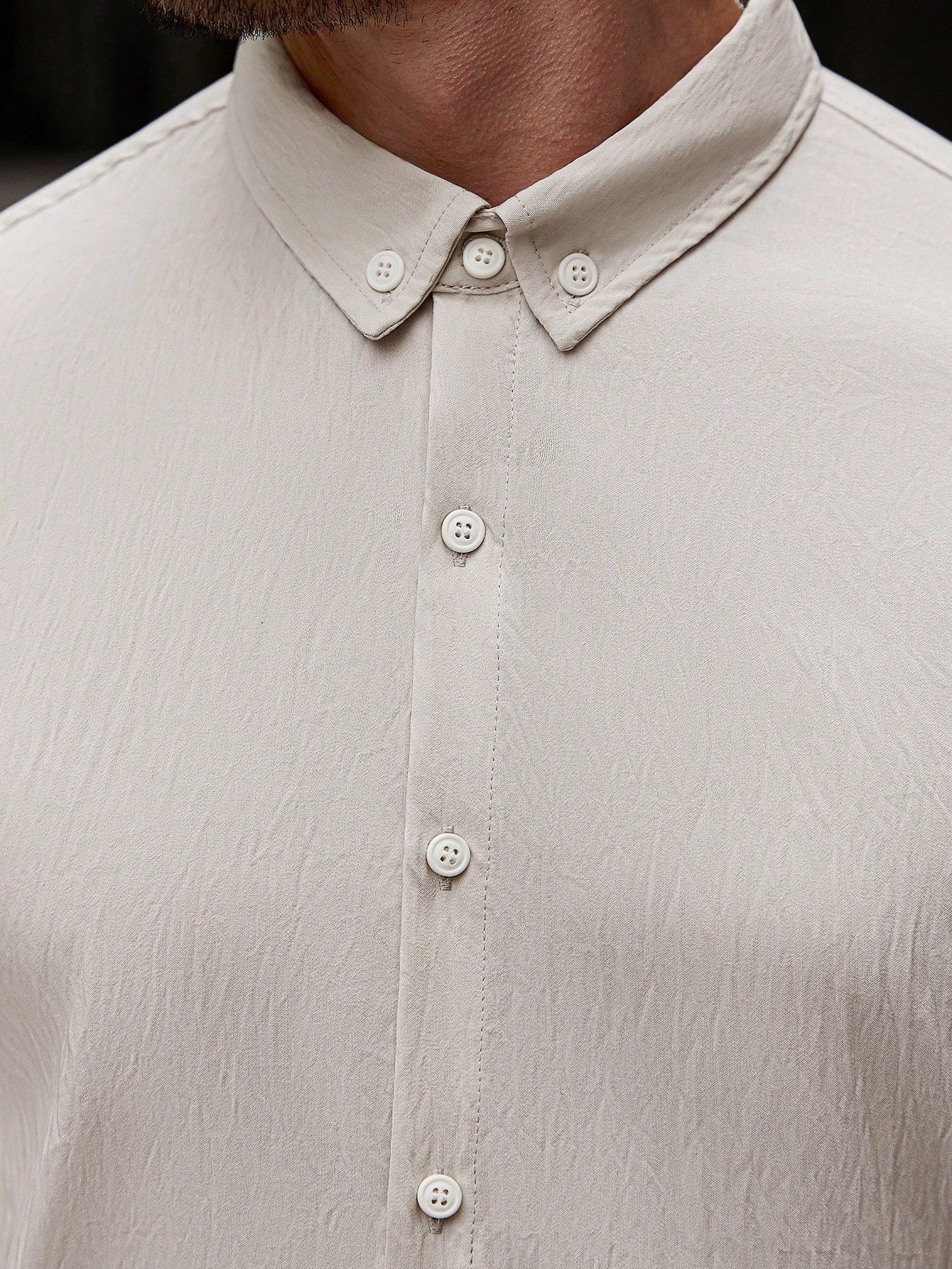 Conjunto Masculino Camisa Lisa E Calça Com Bolsos Utilitários Conjunto Masculino Camisa Lisa E Calça Com Bolsos