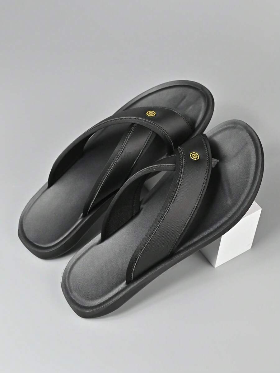 Chinelo Masculino Casual Aberto Estilo Patchwork Solado Fino Chinelo Masculino Casual Aberto Estilo Patchwork Solado