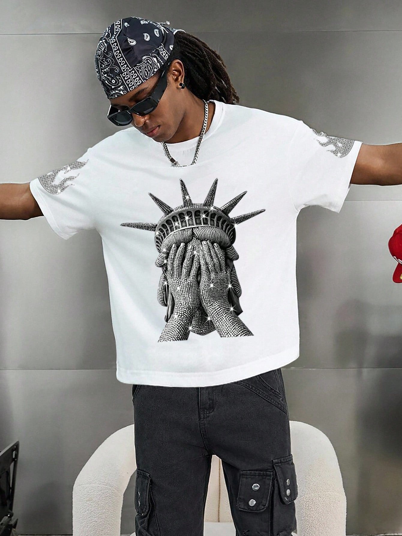 Camiseta Masculina Oversized Estampa Estátua Da Liberdade Branco / PP Camiseta Masculina Oversized Estampa Estátua Da