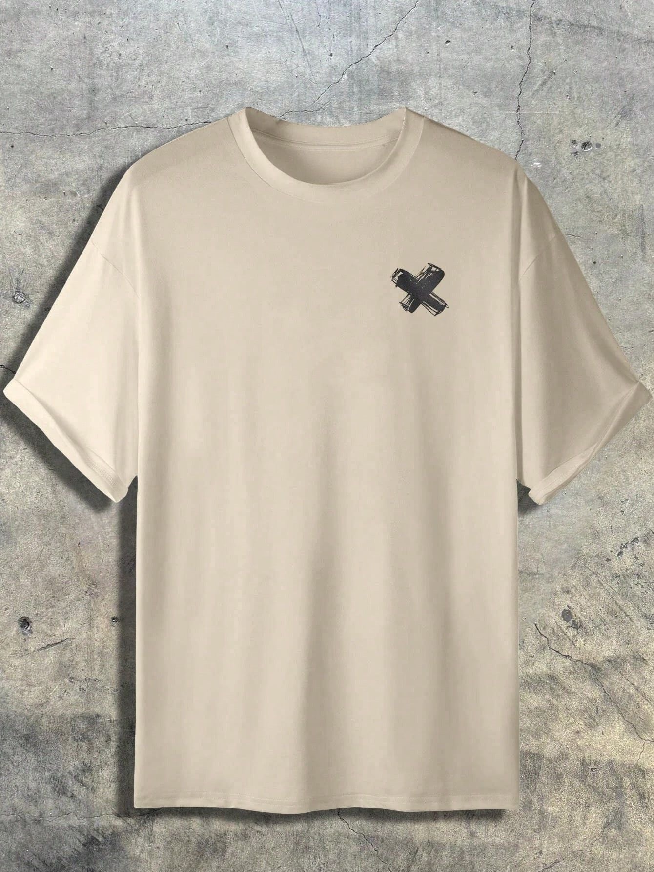 Camiseta Masculina Oversized Estampa Street Graffiti Bege / PP Camiseta Masculina Oversized Estampa Street Graffiti