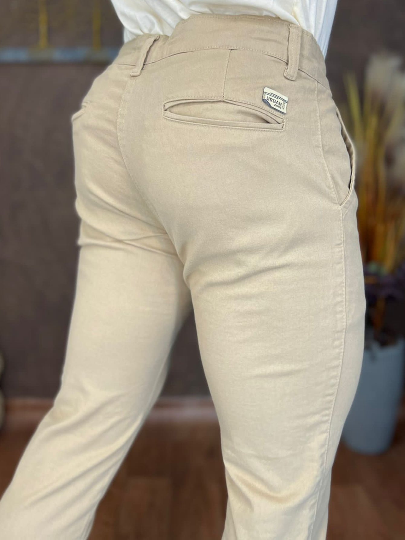 Calça Masculina Jeans Slim Fit Com Rasgos Discretos E Estilo Urbano Calça Masculina Jeans Slim Fit Com Rasgos Discretos