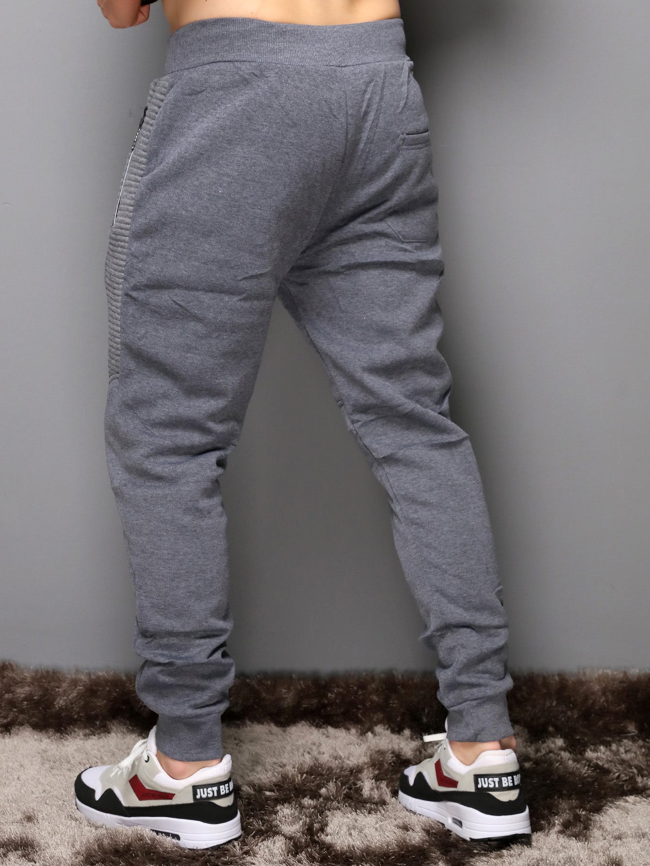 Calça Masculina Jogger Com Zíper Lateral E Estilo Casual Calça Masculina Jogger Com Zíper Lateral E Estilo Casual