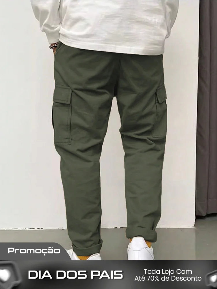 Calça Masculina Cargo Com Bolsos Laterais E Punho Ajustável Calça Masculina Cargo Com Bolsos Laterais E Punho Ajustável