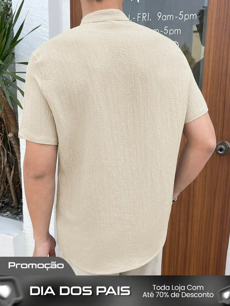 Camisa Masculina Gola Padre Botões Contrastantes Visual Moderno Camisa Masculina Gola Padre Botões Contrastantes Visual