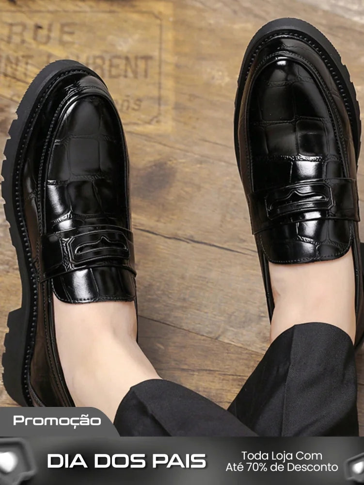 Sapato Masculino Loafer Croco Envernizado Solado Tratorado Sapato Masculino Loafer Croco Envernizado Solado Tratorado