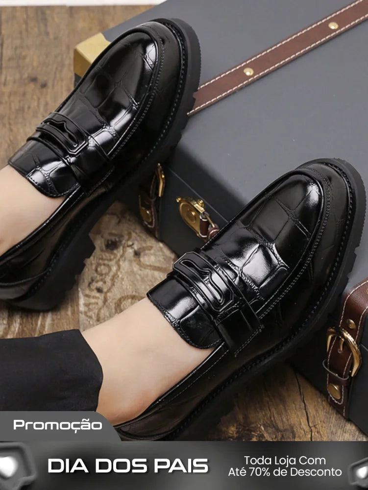 Sapato Masculino Loafer Croco Envernizado Solado Tratorado Sapato Masculino Loafer Croco Envernizado Solado Tratorado