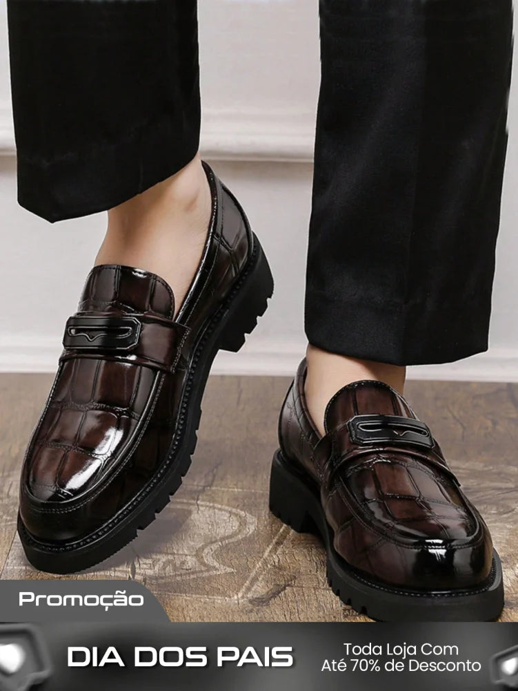 Sapato Masculino Loafer Croco Envernizado Solado Tratorado Sapato Masculino Loafer Croco Envernizado Solado Tratorado